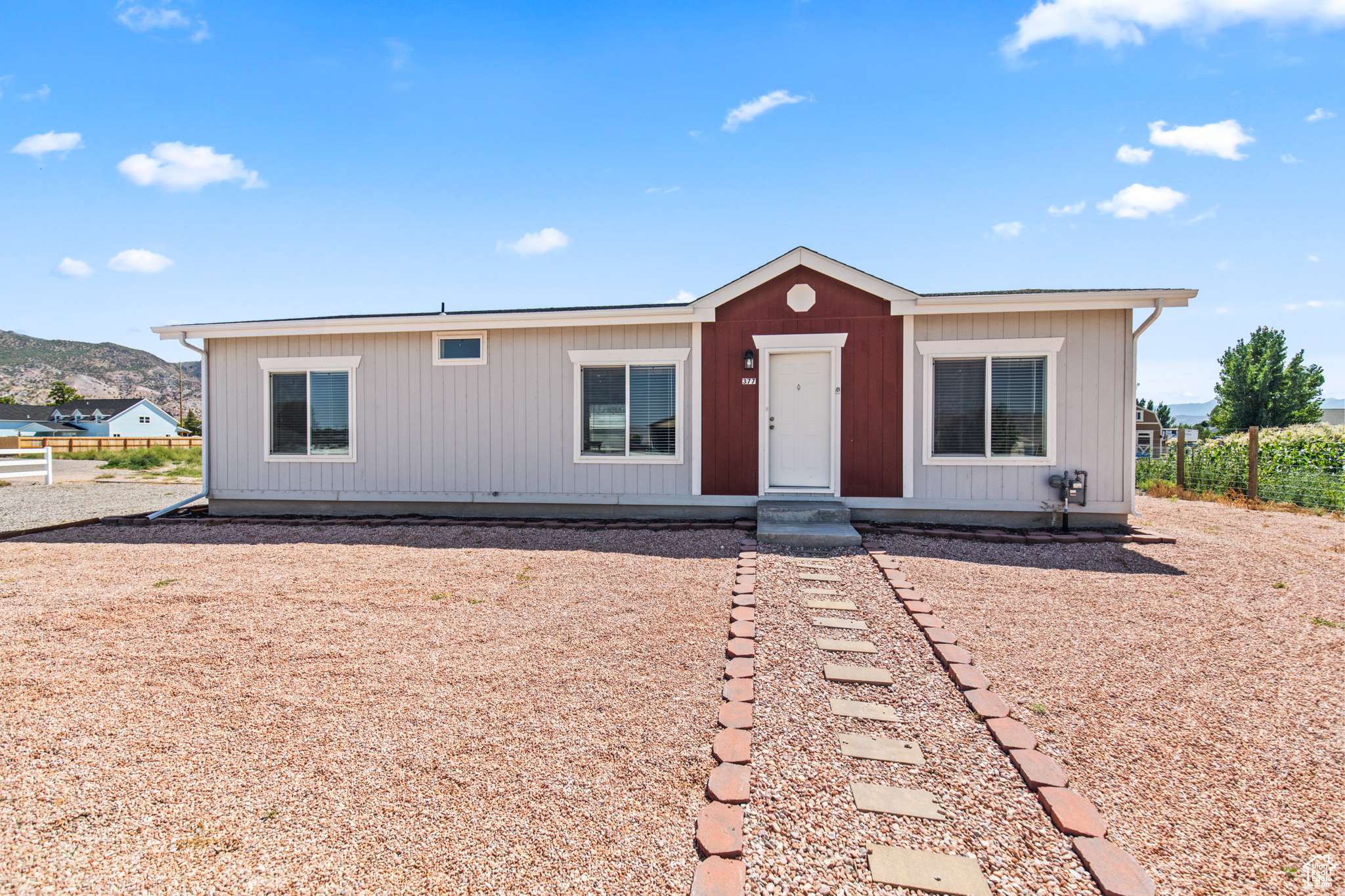 Monroe, UT 84754,377 W 300 N