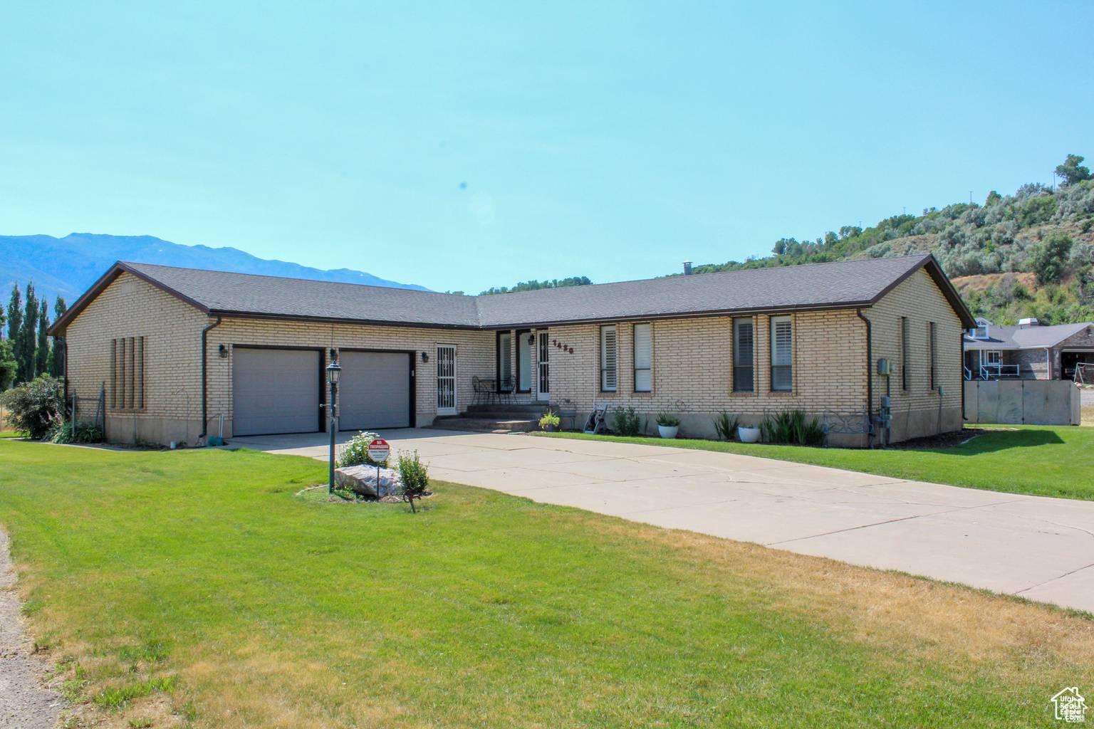 South Weber, UT 84405,7420 S 1025 E