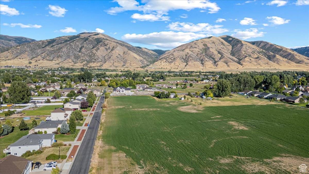 Nibley, UT 84321,3400 S 250 W #3