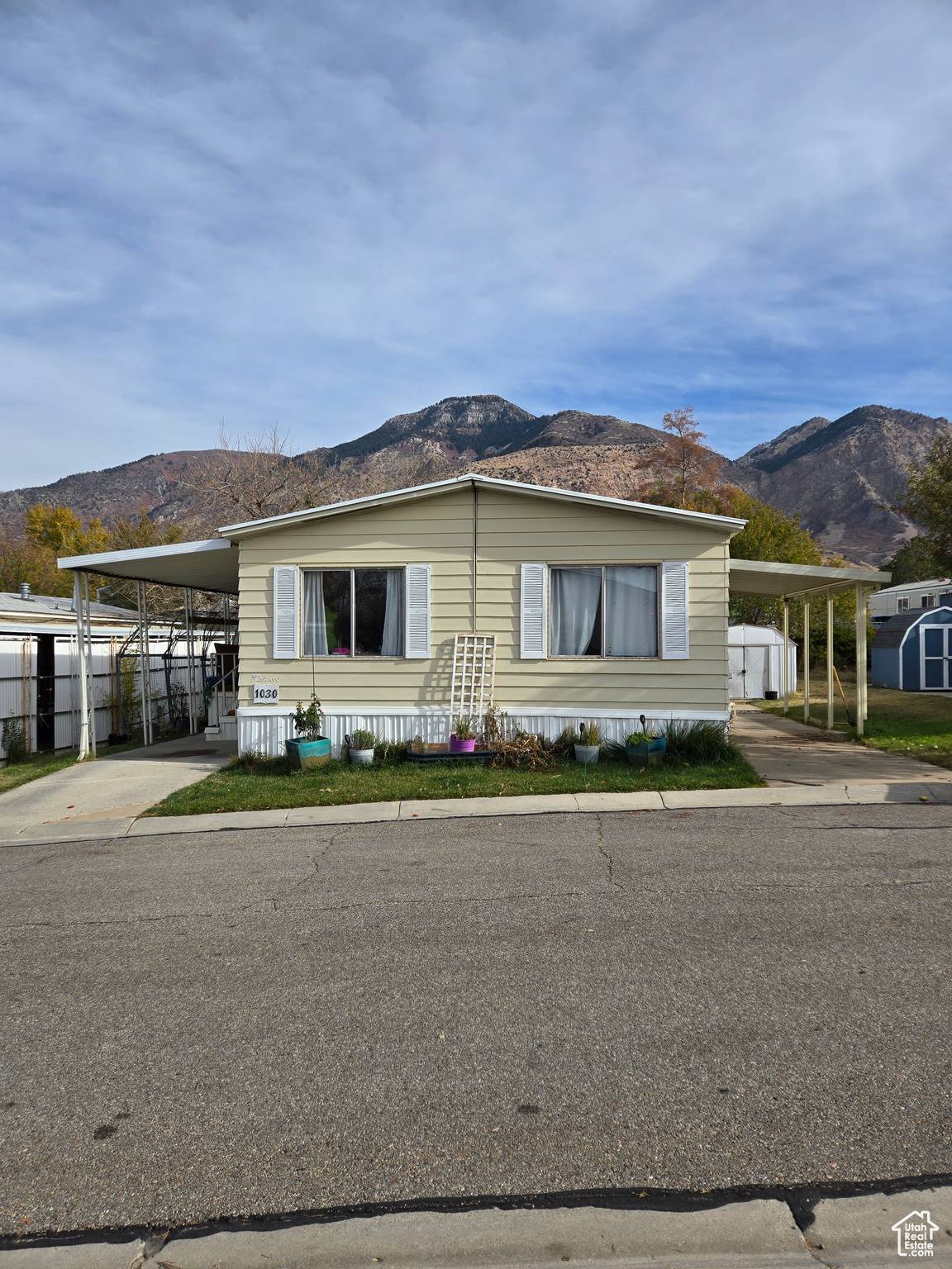 Ogden, UT 84404,1030 N 475 E