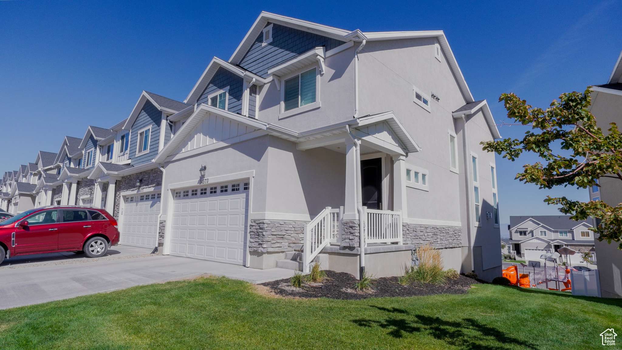 Herriman, UT 84096,14573 S QUIET SHADE DR #220