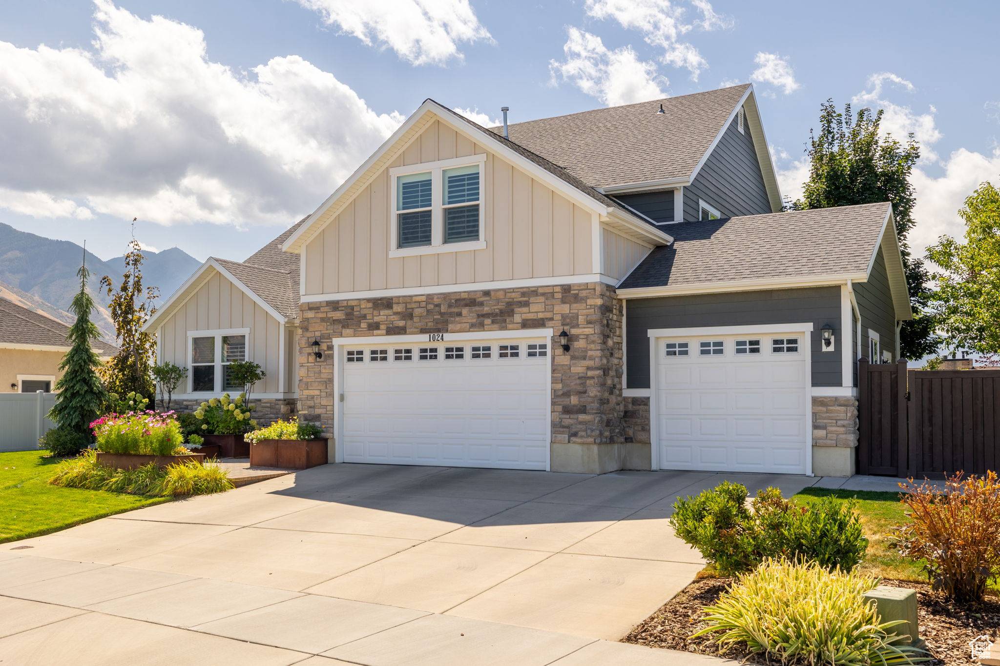 Spanish Fork, UT 84660,1024 E SCENIC DR