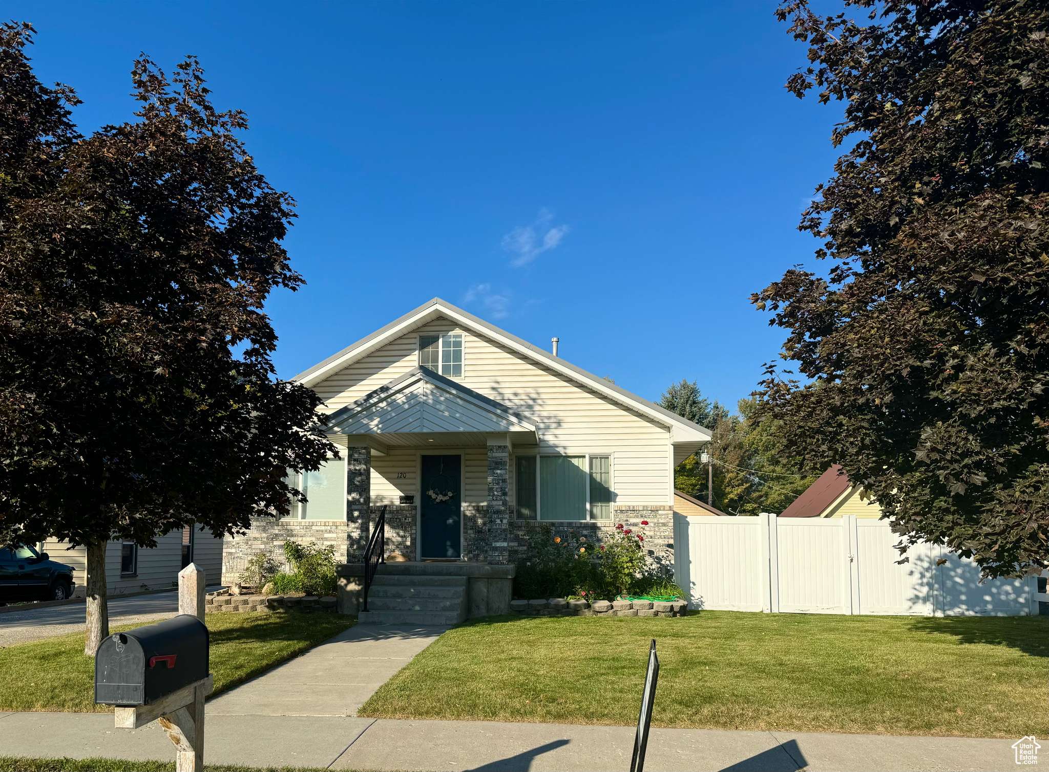 Preston, ID 83263,120 S 1ST E