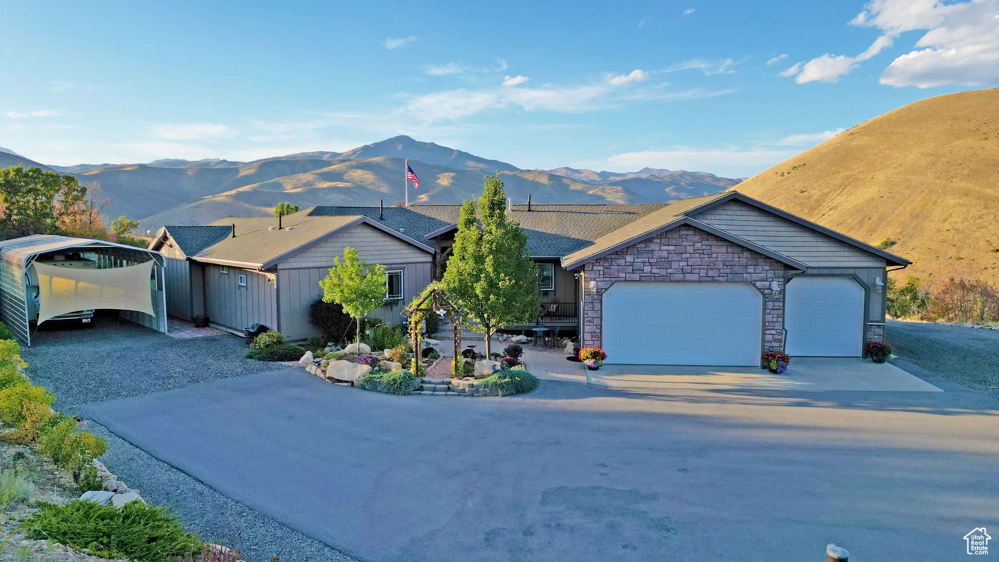 Wallsburg, UT 84082,8228 S LAKESIDE LN