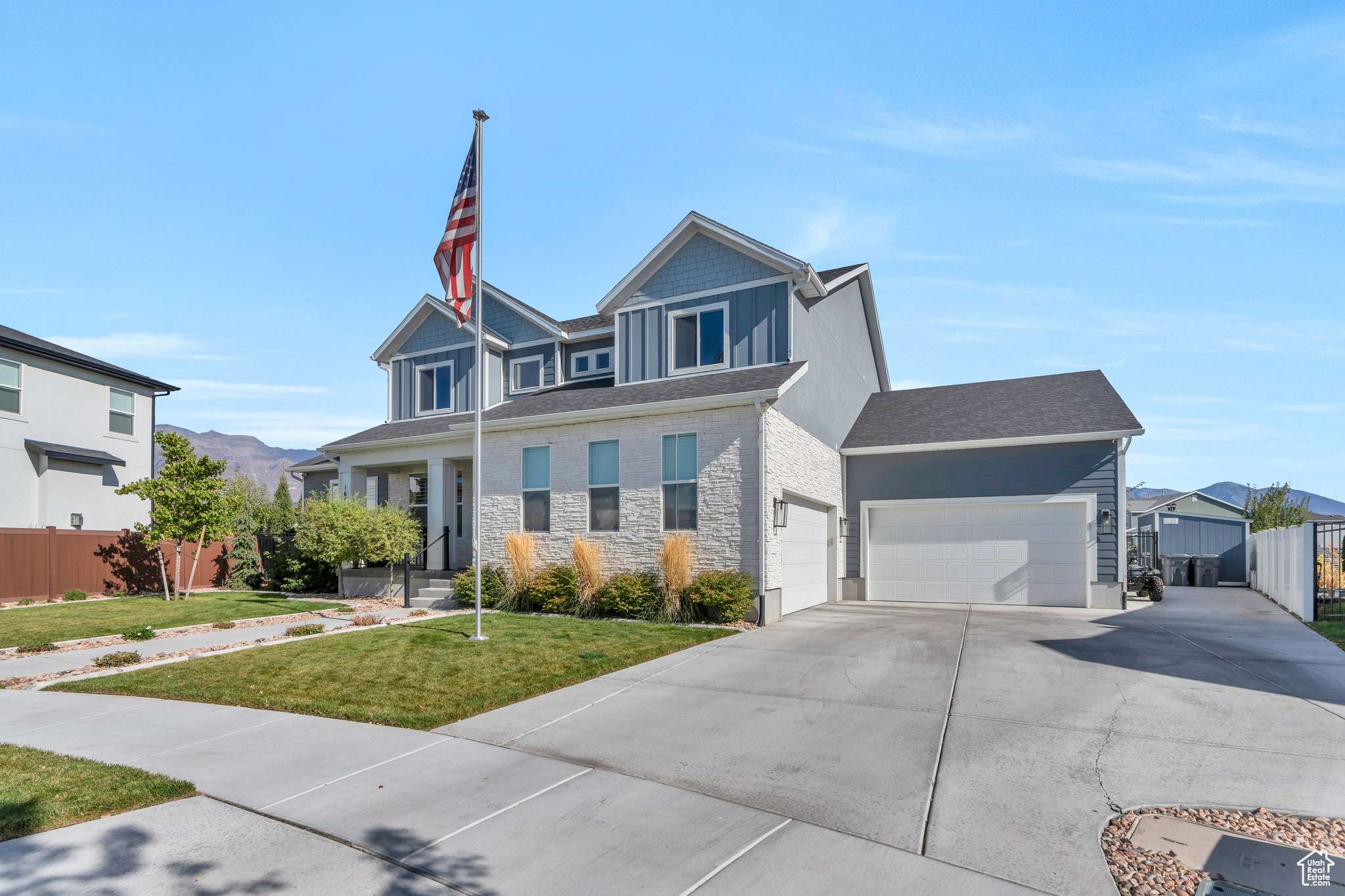 Vineyard, UT 84059,164 N 20 W