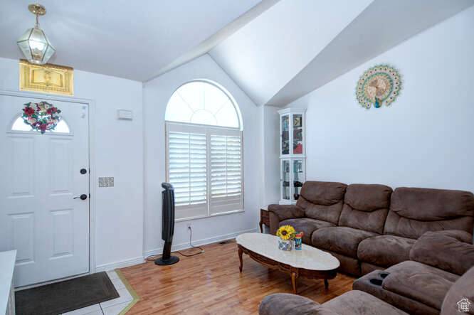 Salt Lake City, UT 84104,564 S 1000 W