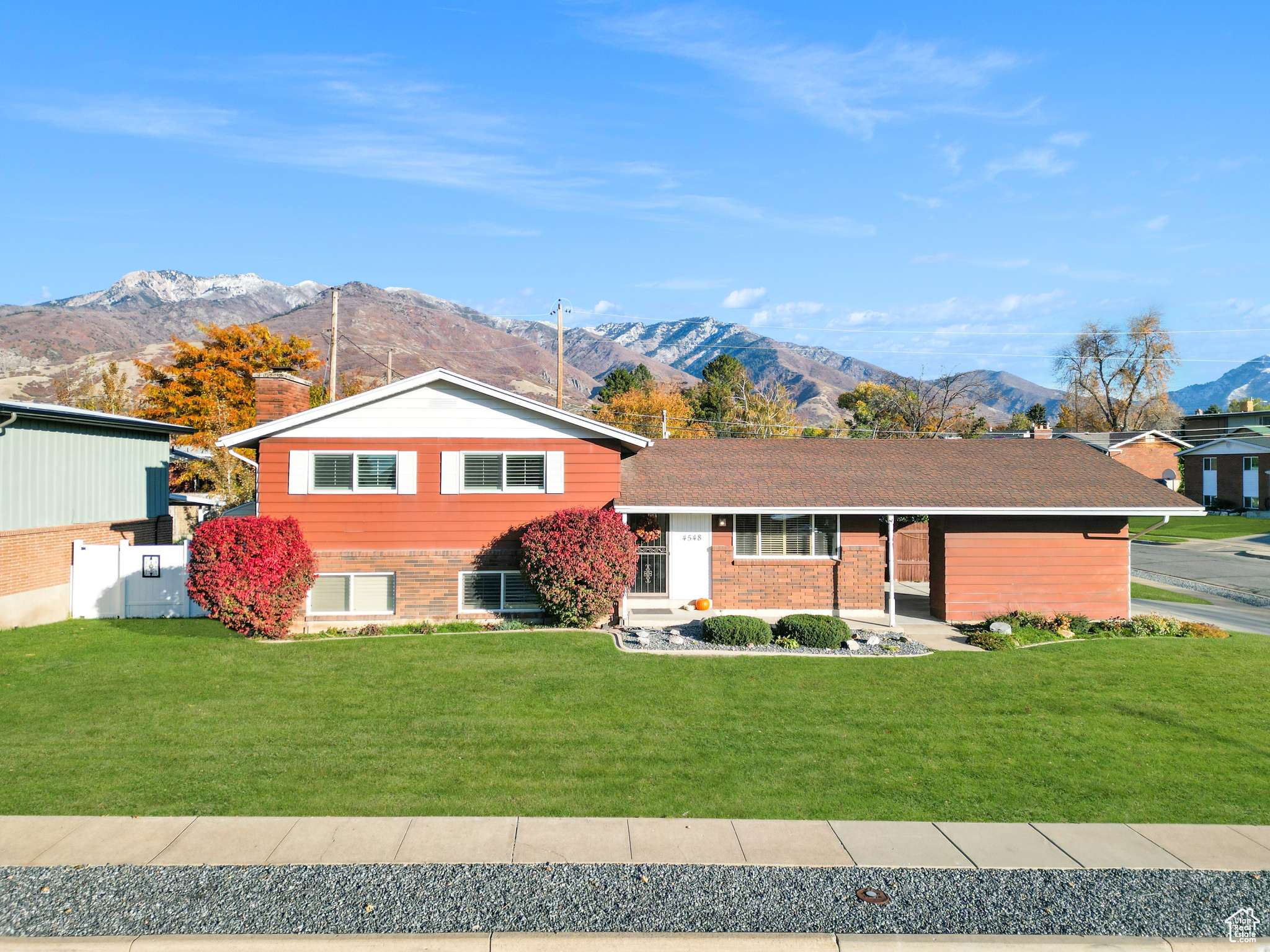 South Ogden, UT 84403,4548 COUNTRY VIEW DR