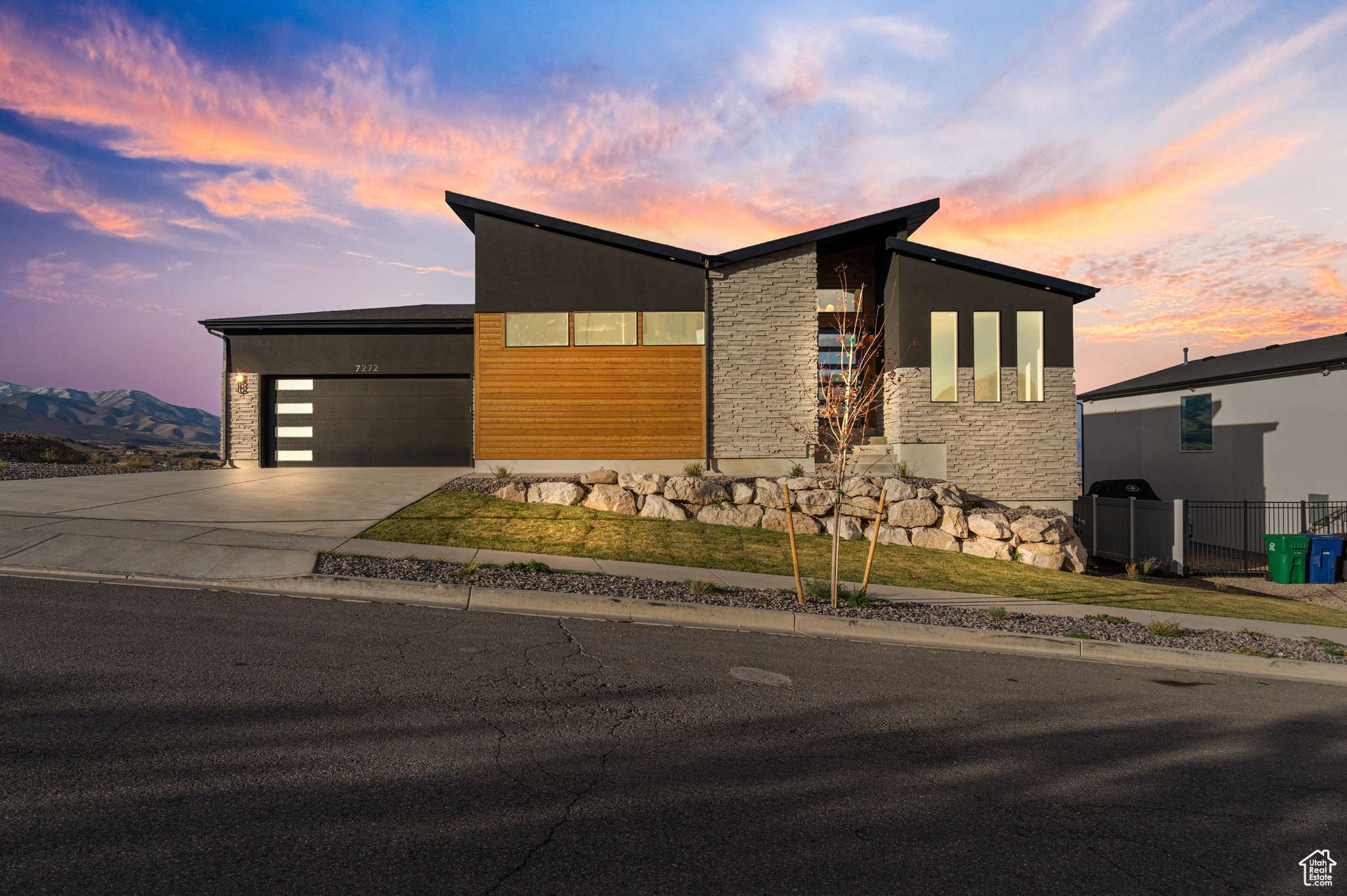 Herriman, UT 84096,7272 W SUMMIT CREST CIR