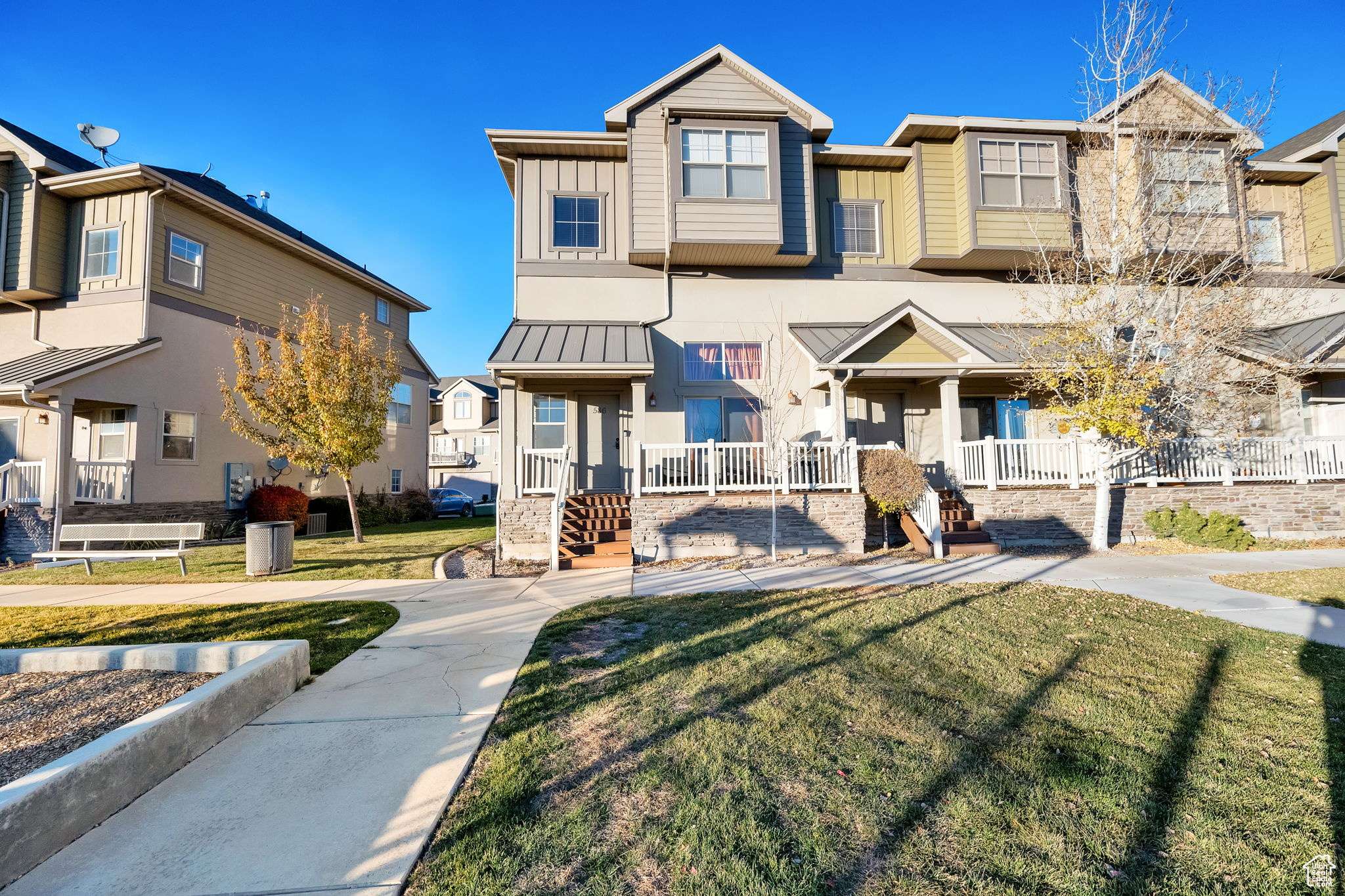 Lehi, UT 84043,586 E 1590 S