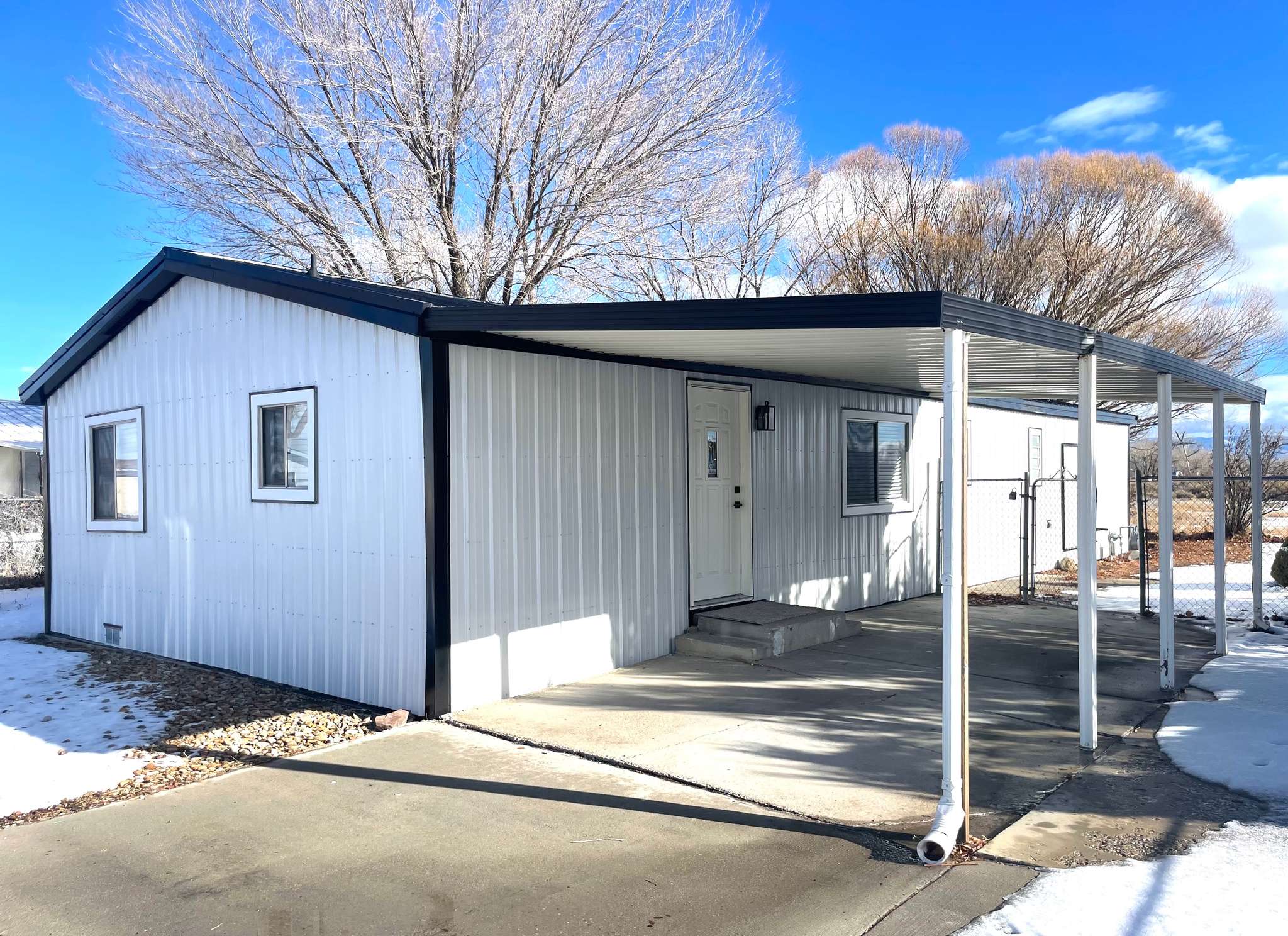 Wellington, UT 84542,400 S 450 W #37