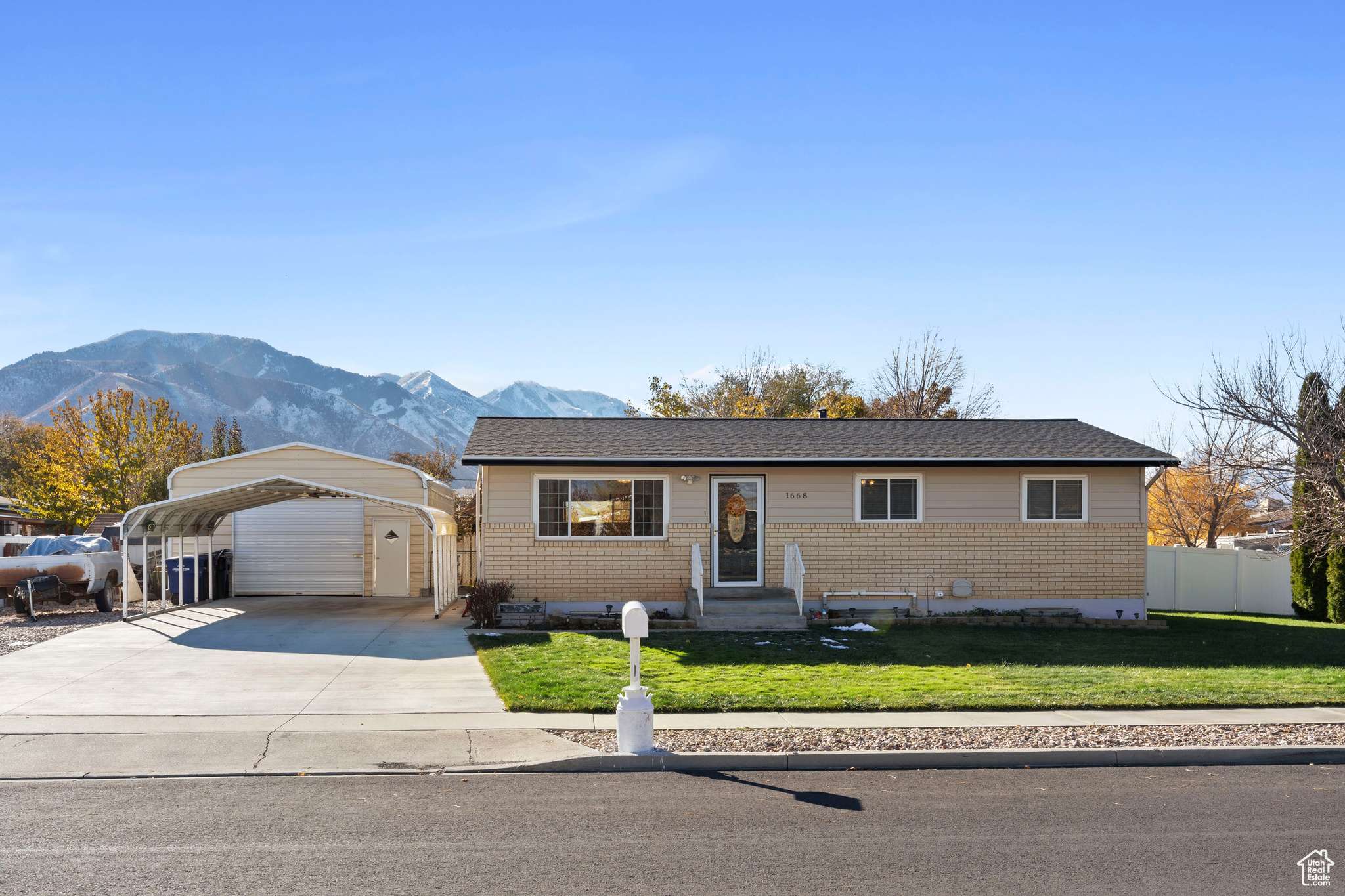 Spanish Fork, UT 84660,1668 E 600 S