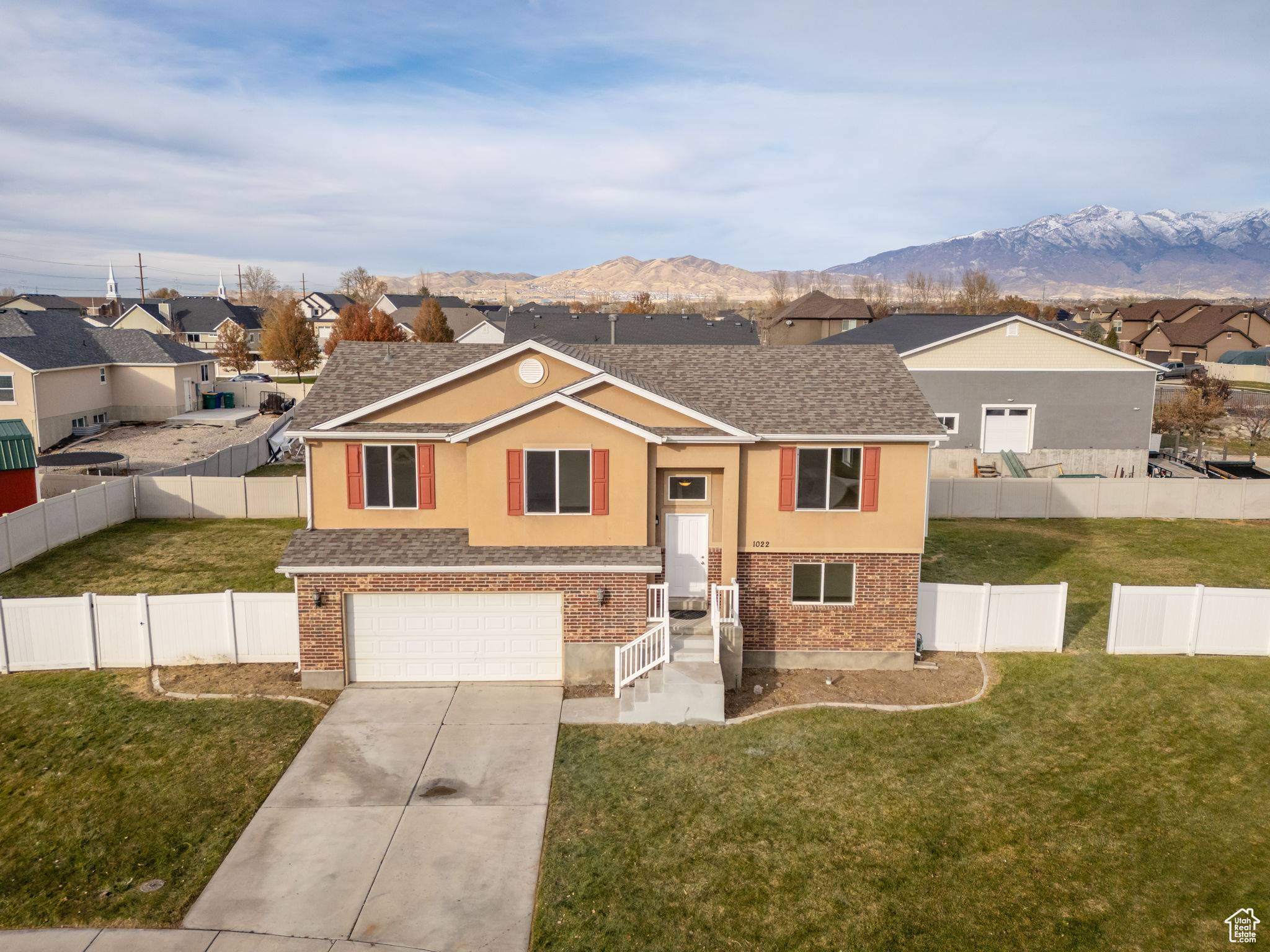 Lehi, UT 84043,1022 W 1750 S