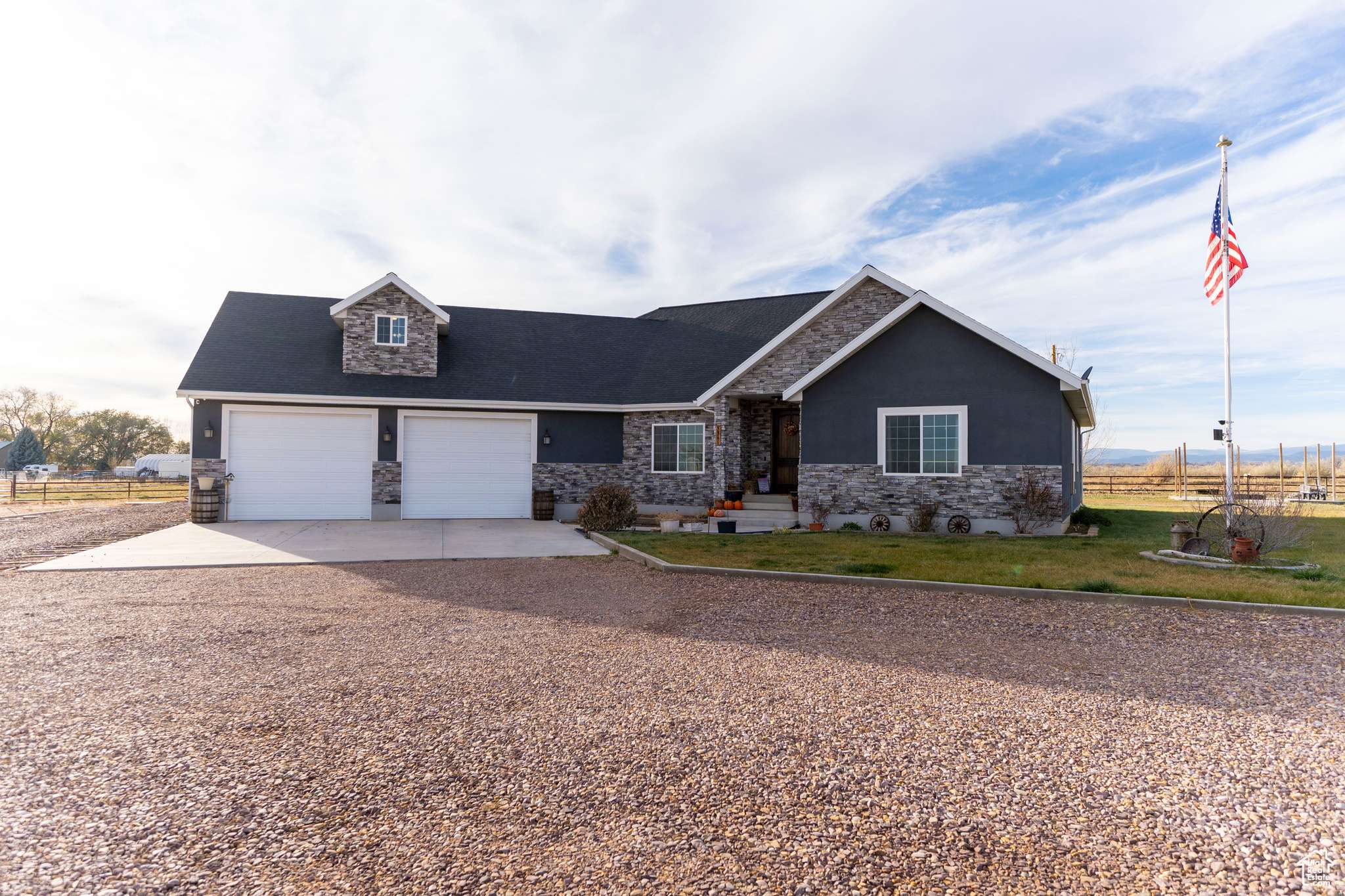 Roosevelt, UT 84066,5361 N 4500 E