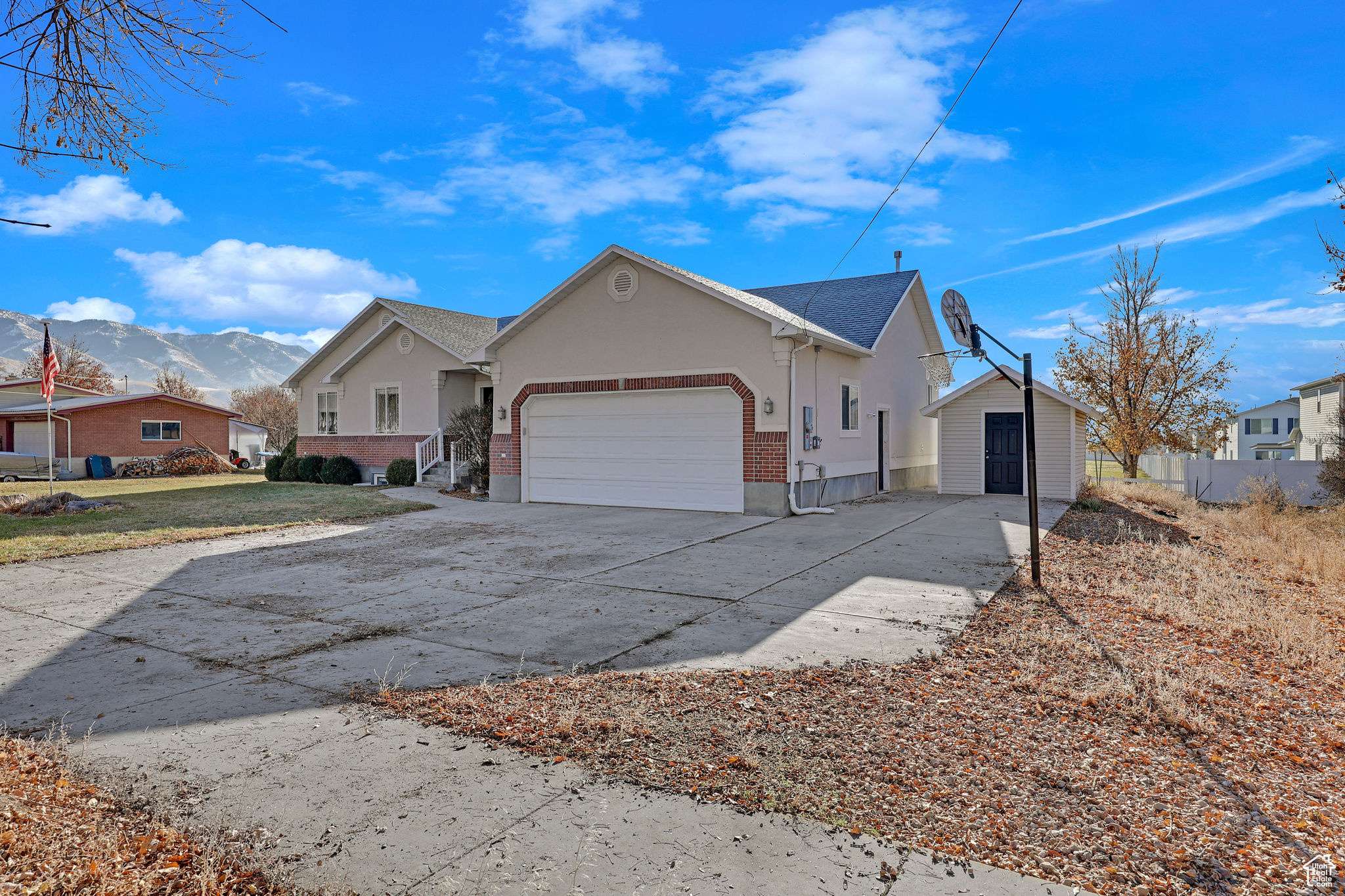 Smithfield, UT 84335,98 W 400 S