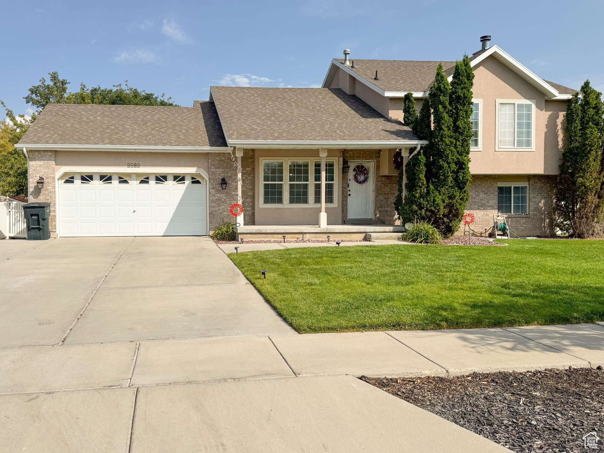 South Jordan, UT 84095,9989 S 3200 W