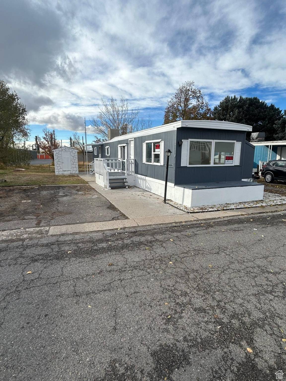 Woods Cross, UT 84087,680 W 500 S #17