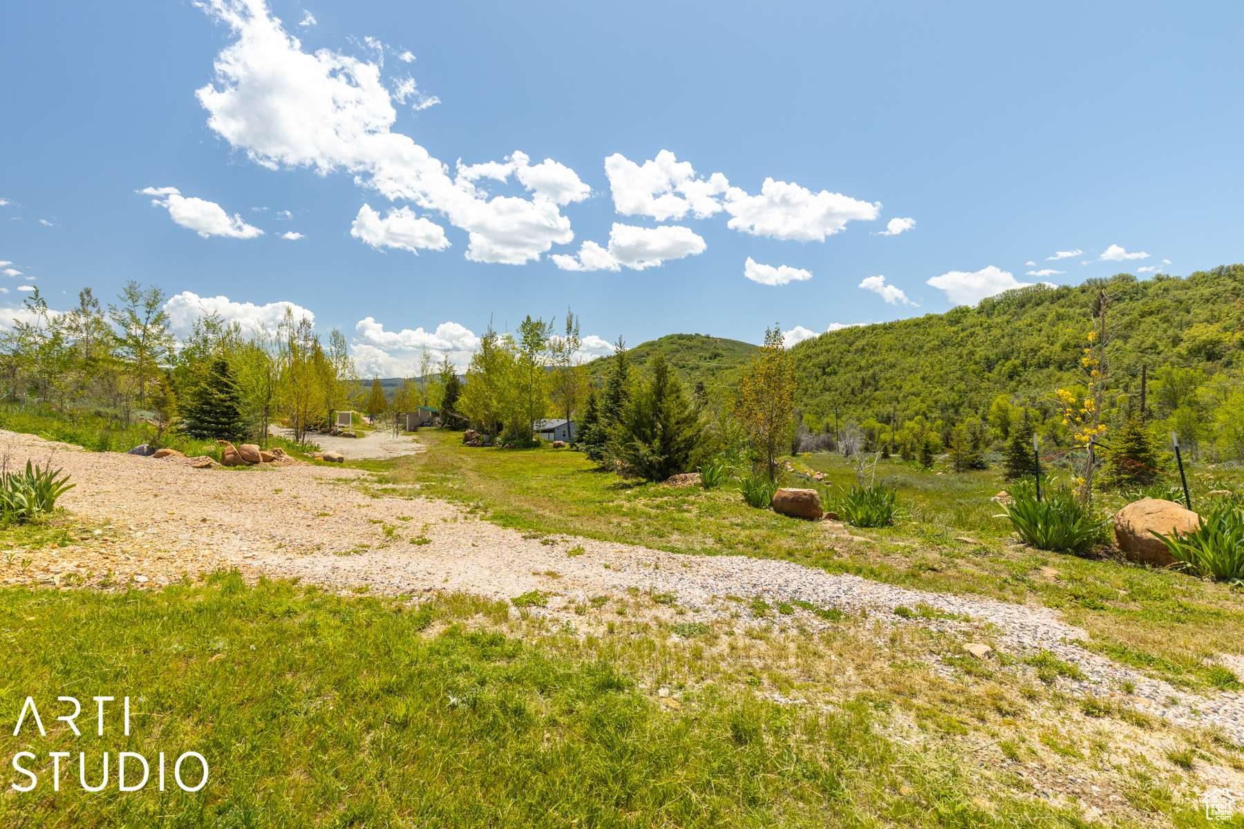 Huntsville, UT 84317,2736 N EVERGREEN PARK DR #300