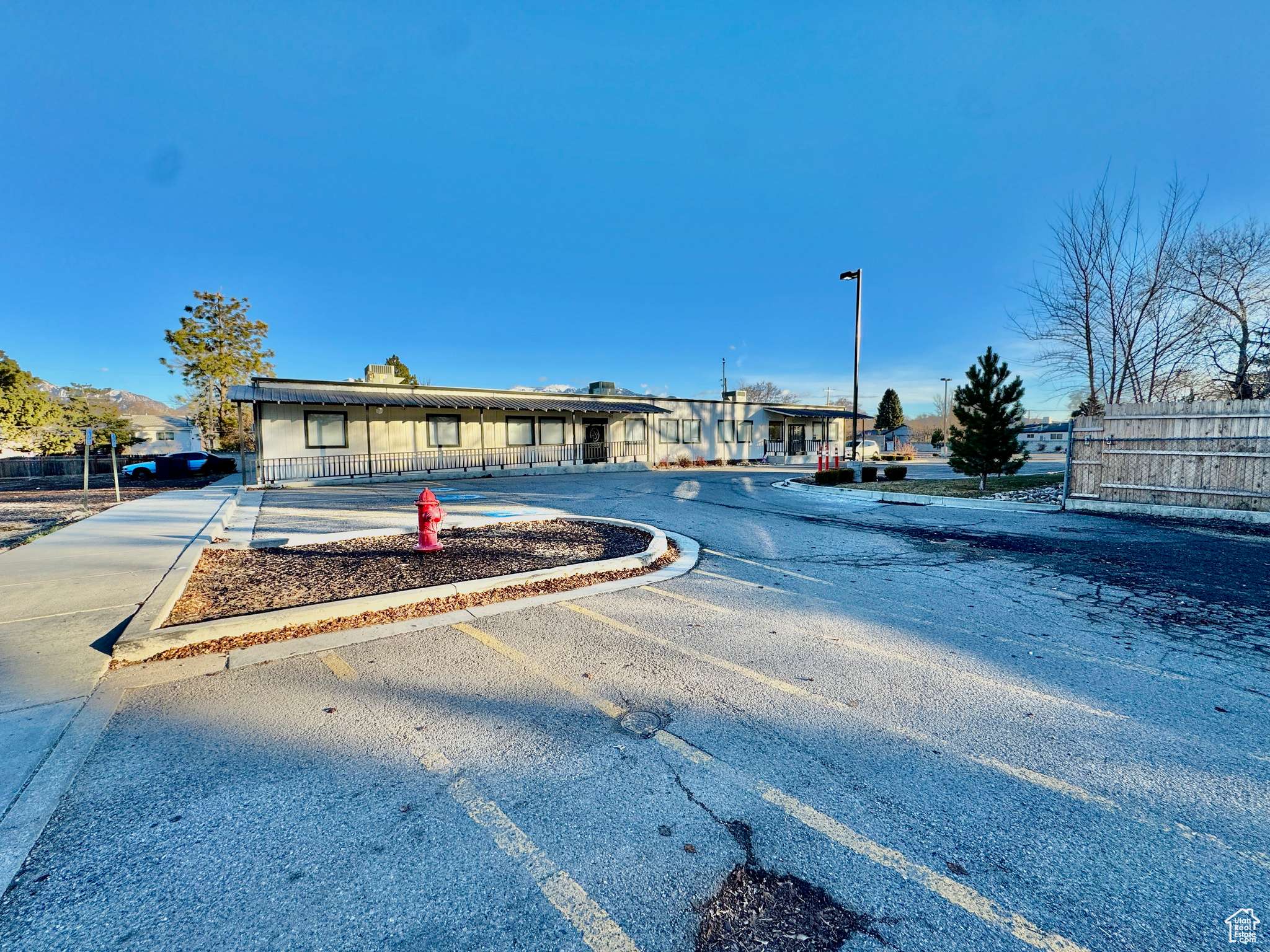 West Jordan, UT 84084,7681 S 2200 W