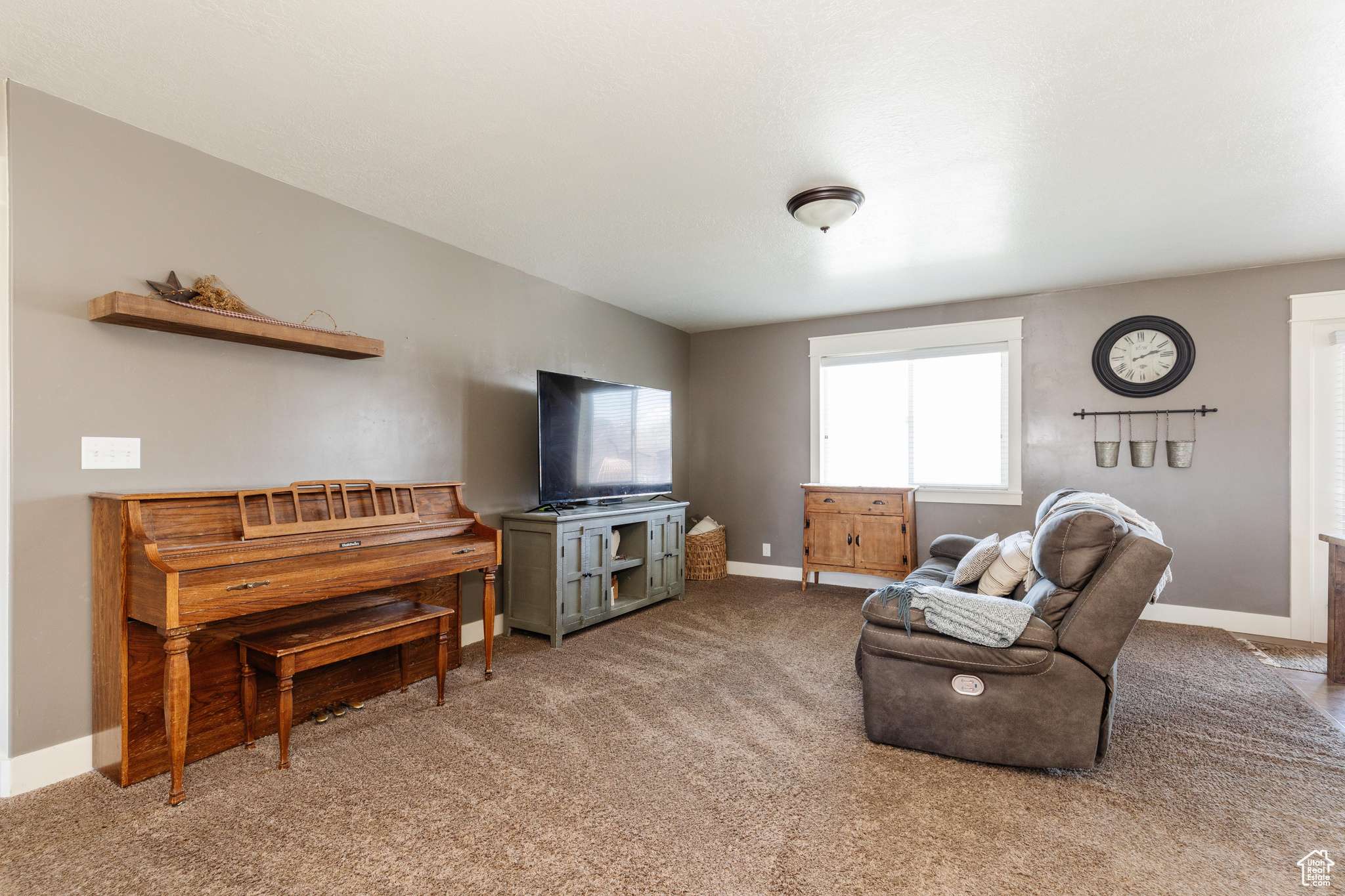 Nibley, UT 84321,2814 S 1150 W