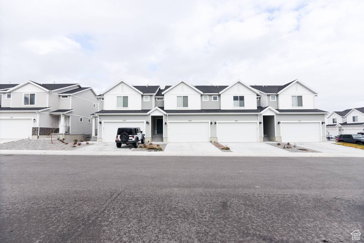 Grantsville, UT 84029,636 W PARKER PL #1059