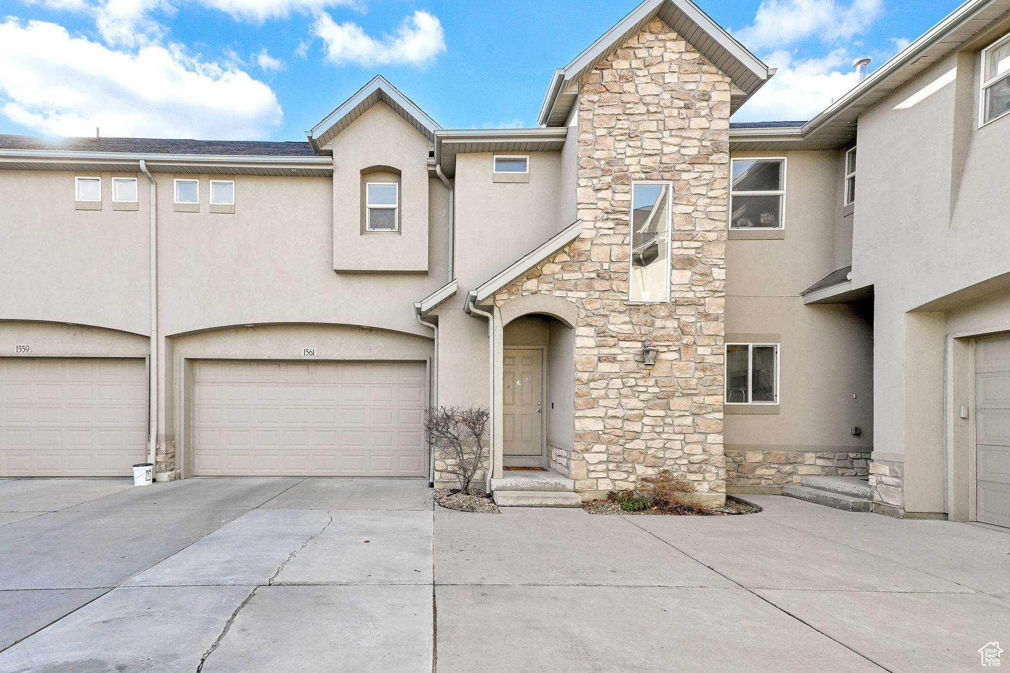 South Jordan, UT 84095,1561 W WYNGATE DR