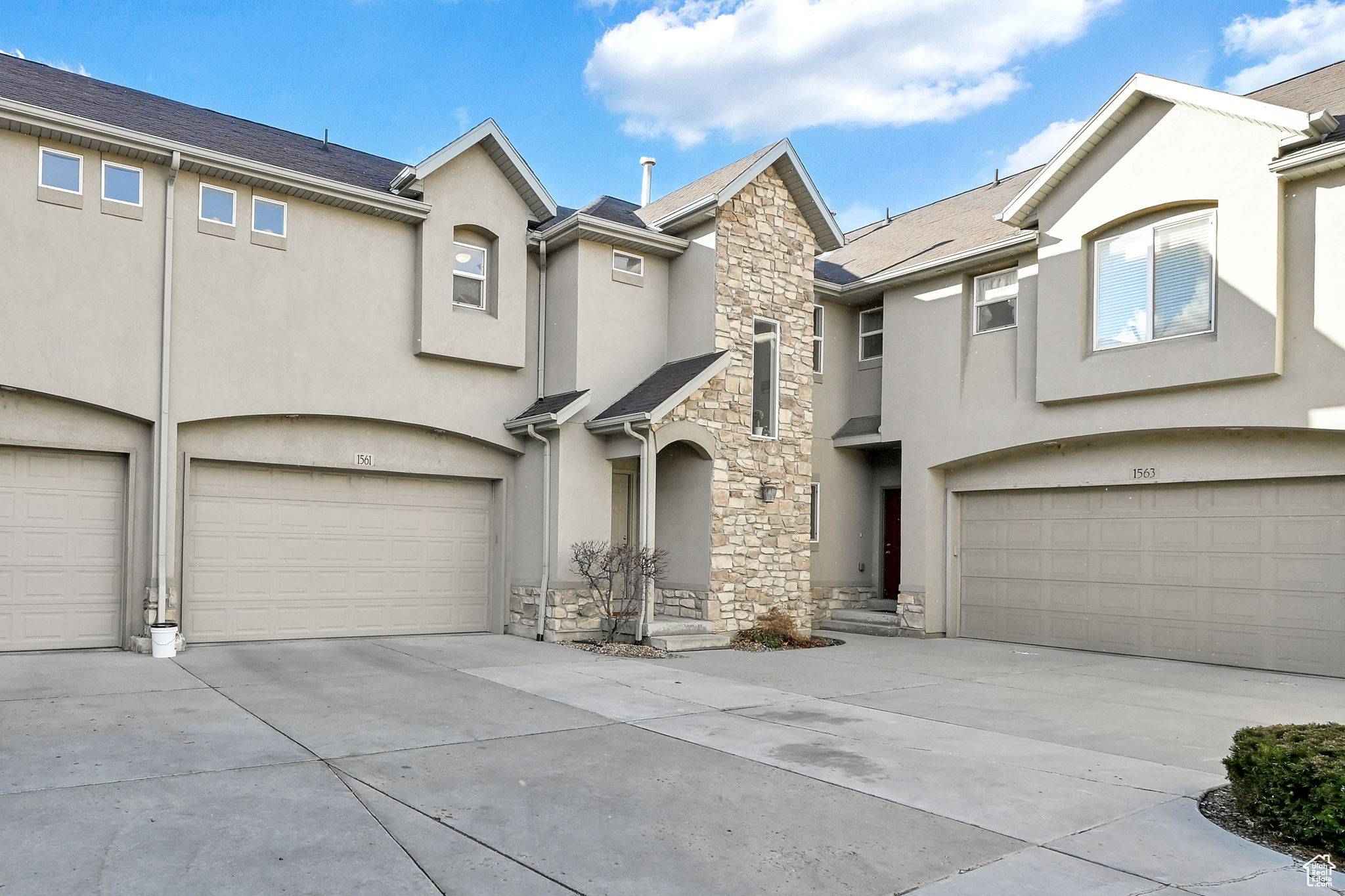 South Jordan, UT 84095,1561 W WYNGATE DR