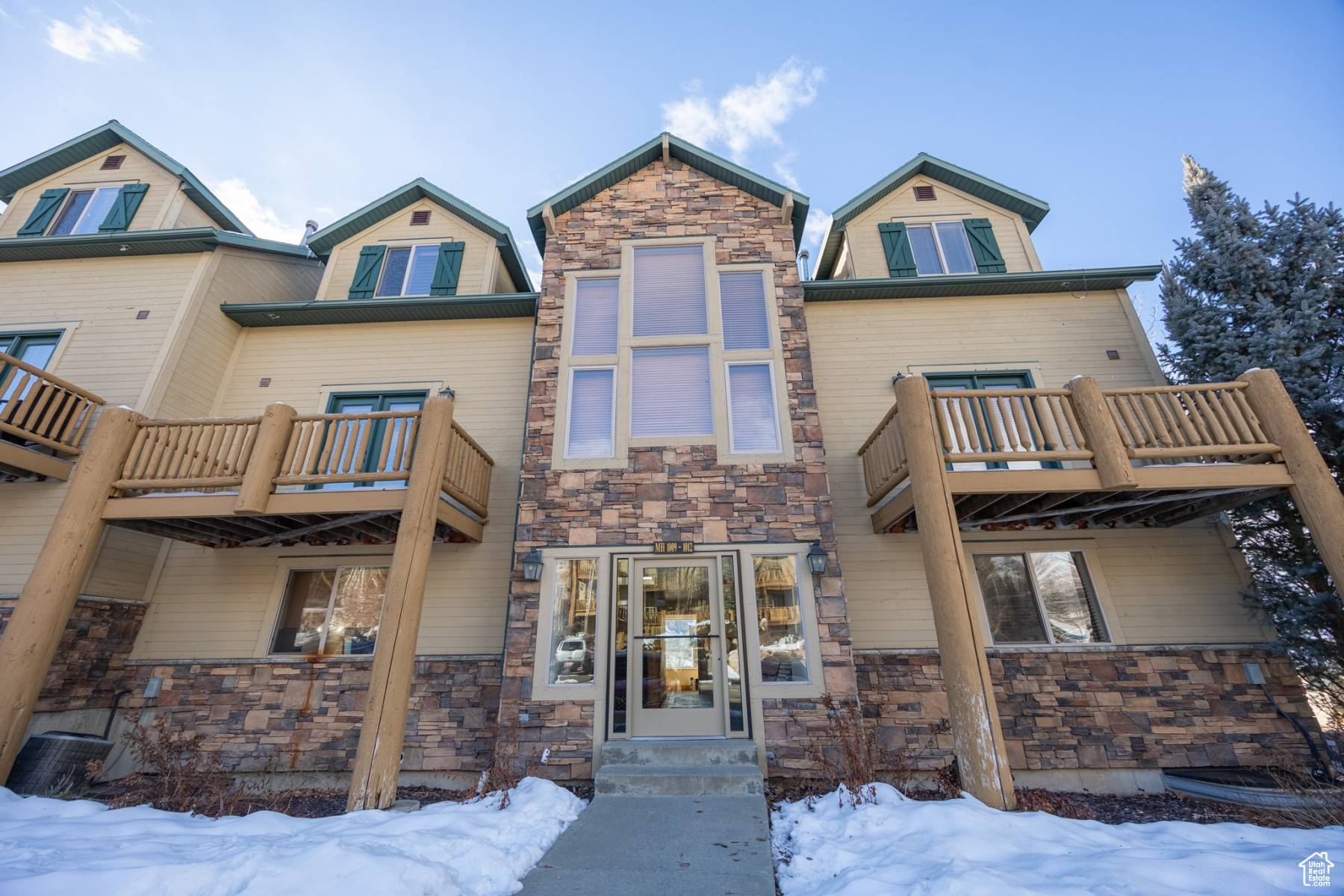 Eden, UT 84310,5063 E LAKEVIEW DR #1009
