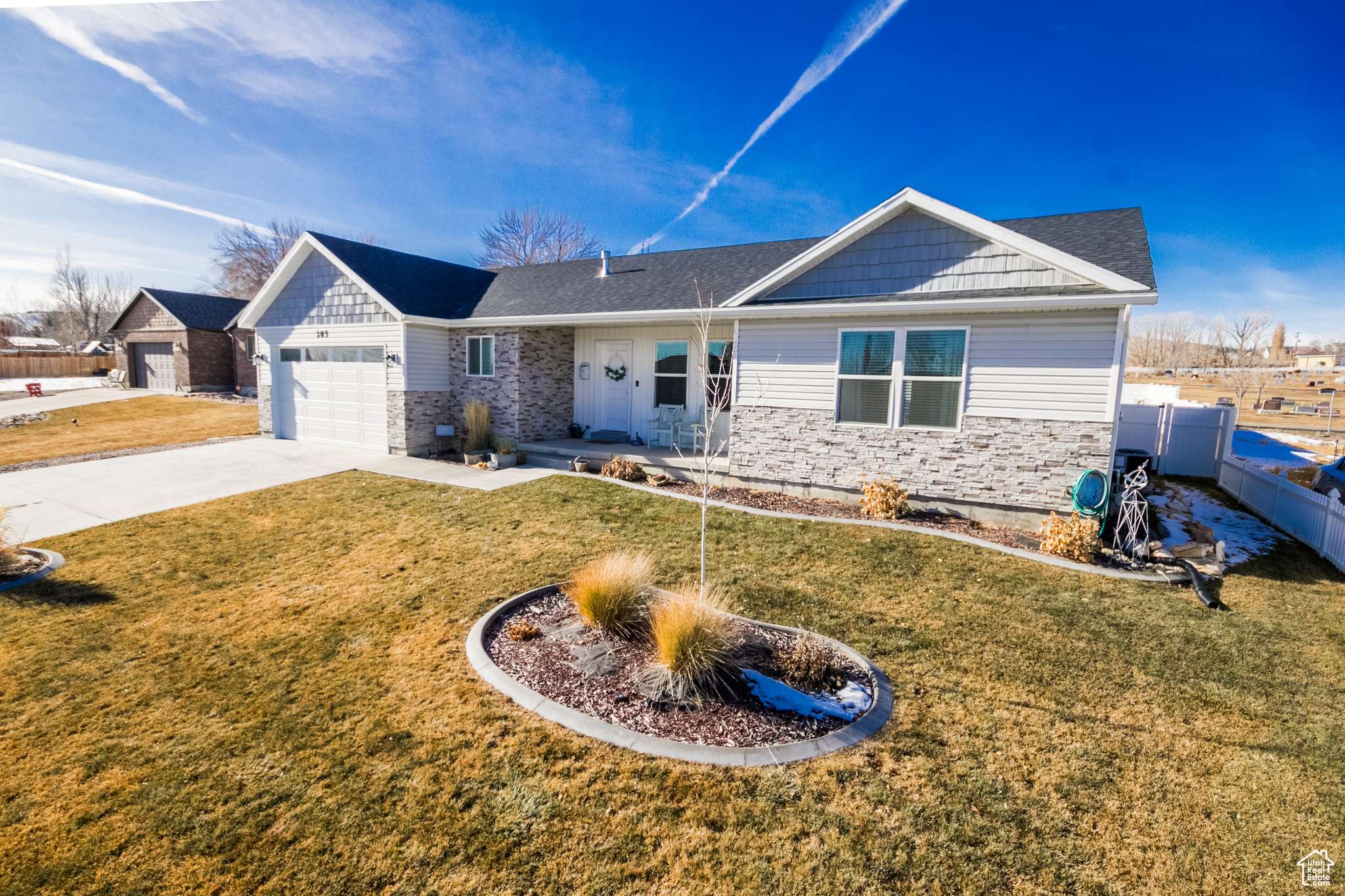 Vernal, UT 84078,285 S 3340 W