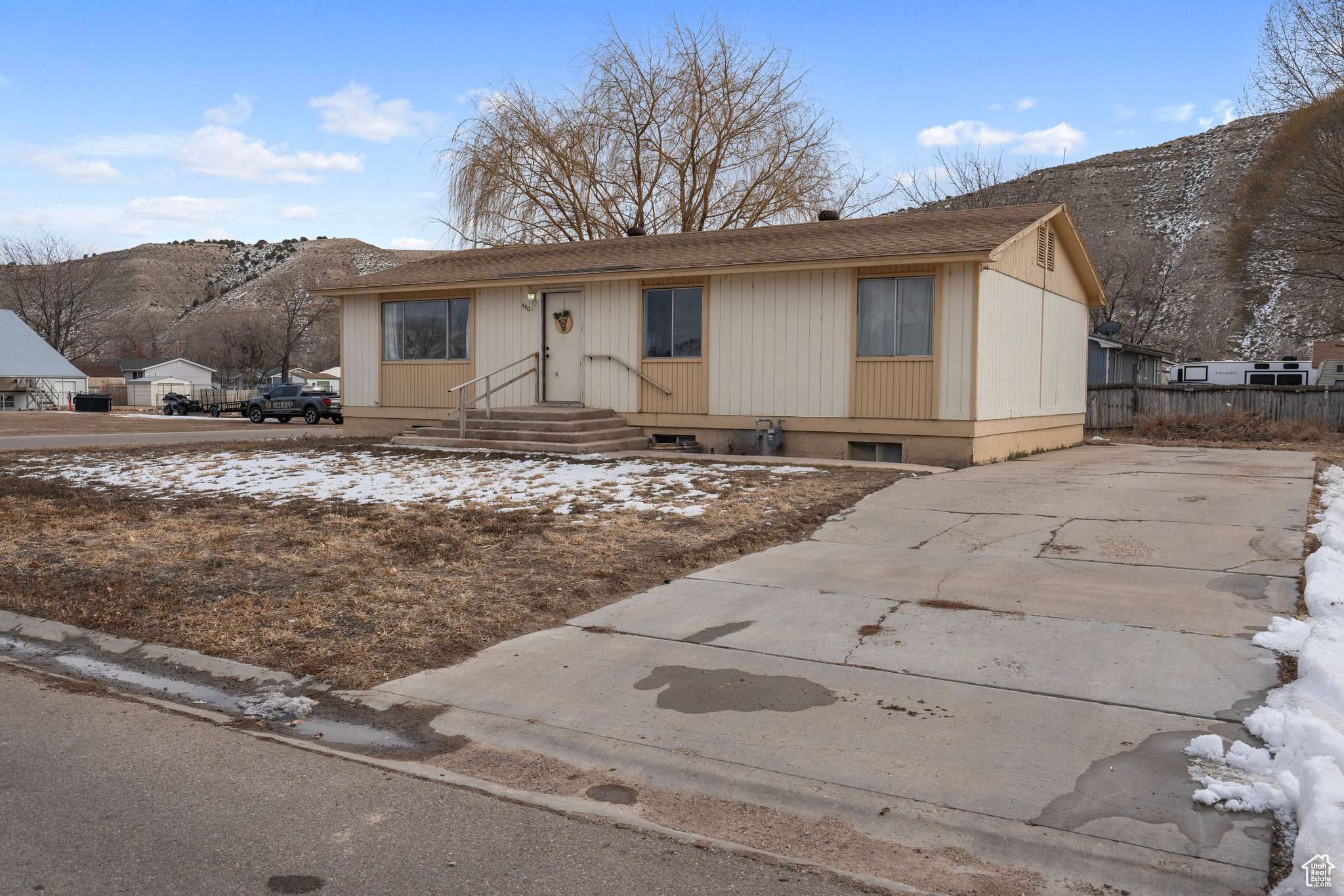 Duchesne, UT 84021,550 E 400 S