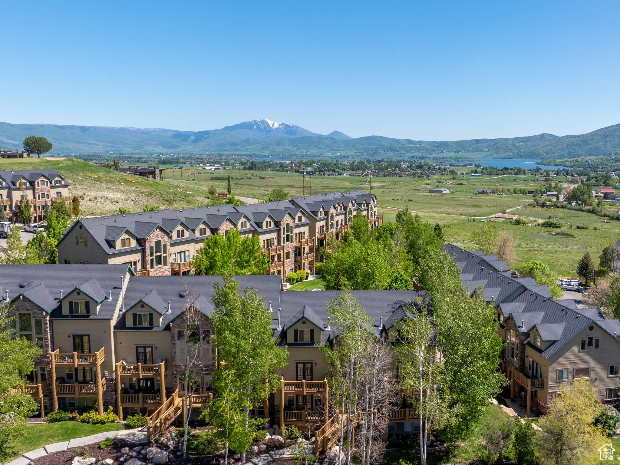 Eden, UT 84310,3562 N FOX RUN DR #402