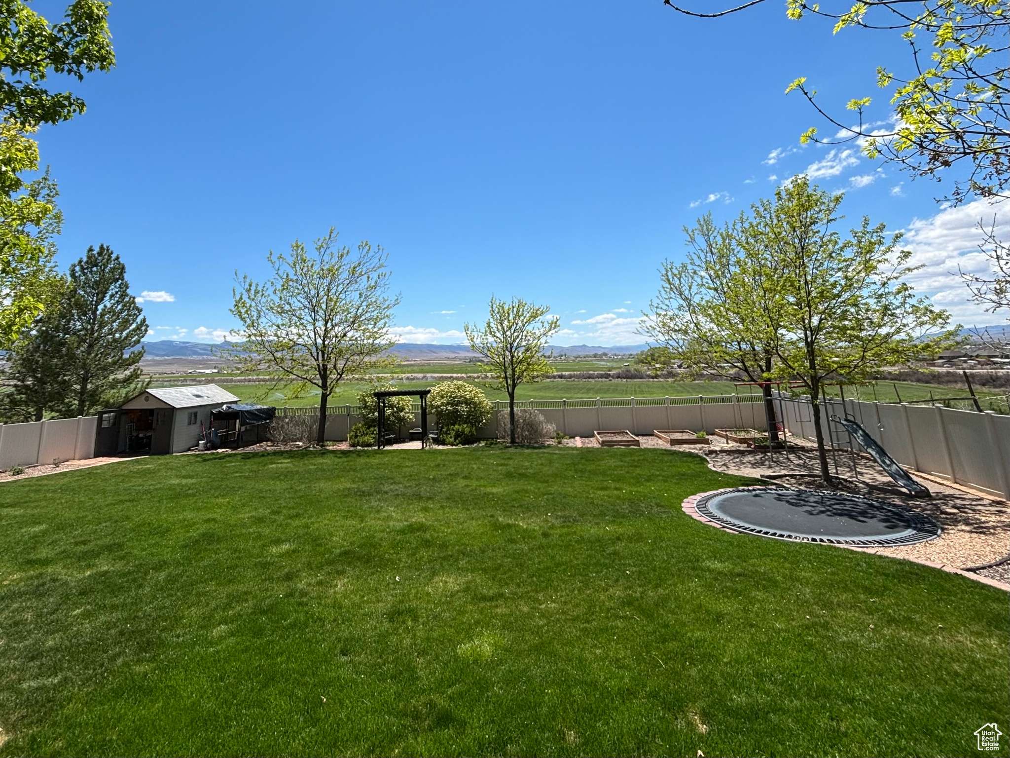 Gunnison, UT 84634,330 E 300 S