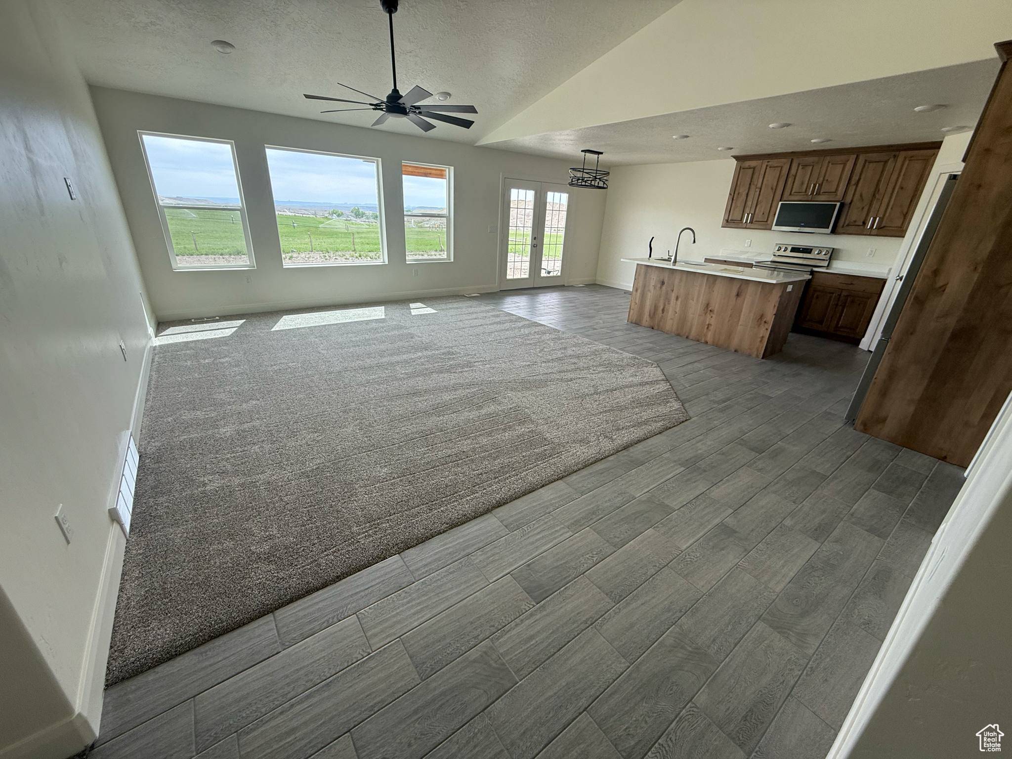 Ferron, UT 84523,1030 N 200 E