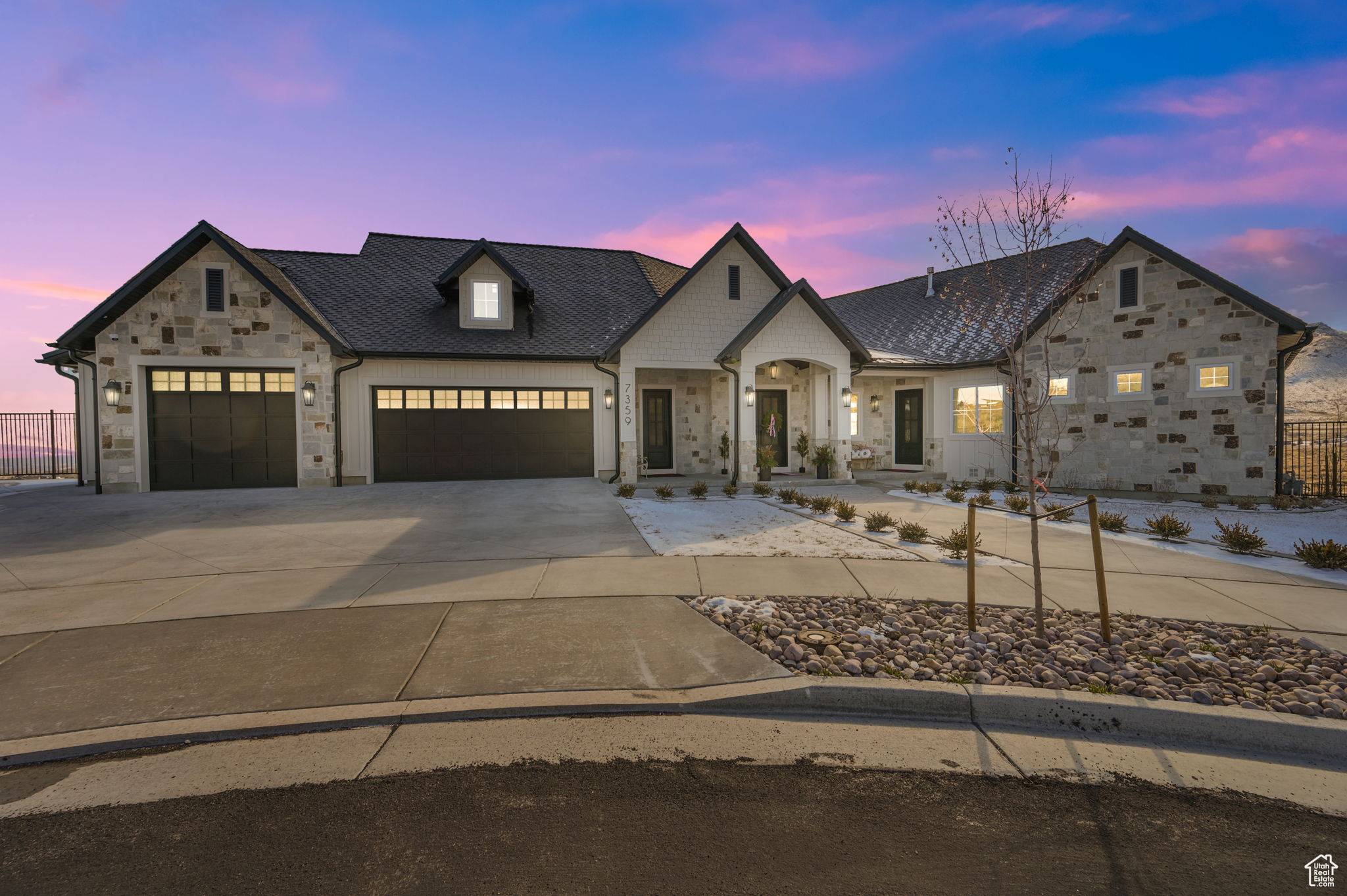 Herriman, UT 84096,7359 W ROBINS NEST CIR