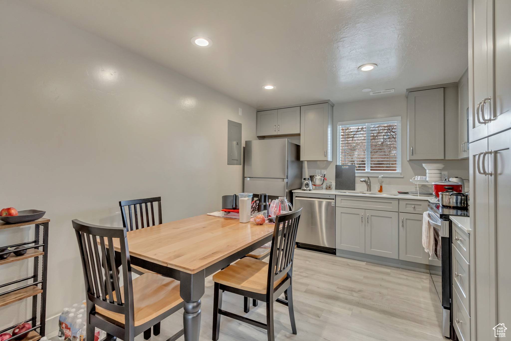Orem, UT 84057,824 N 50 W
