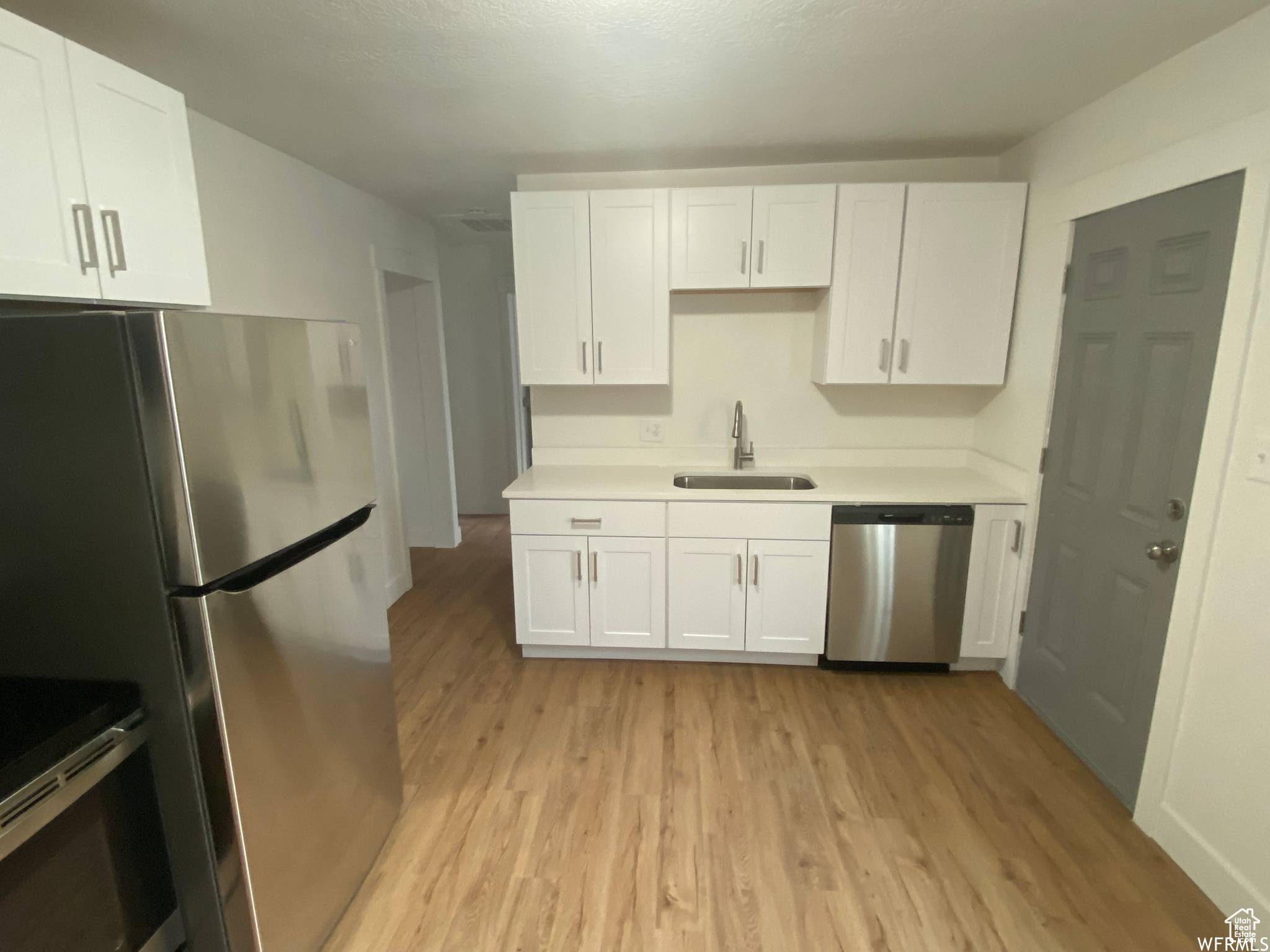 Salt Lake City, UT 84115,458 E LAMBOURNE AVE