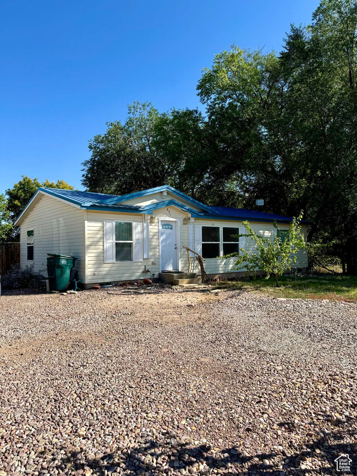 Vernal, UT 84078,291 E 100 N