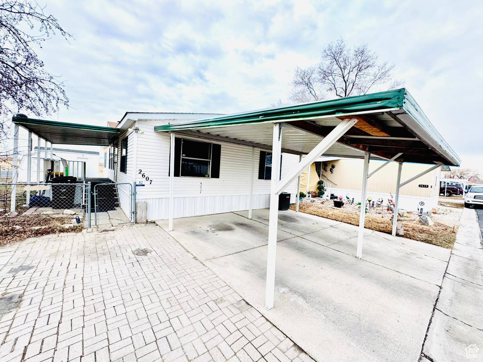 West Valley City, UT 84128,2607 ARABIAN WAY