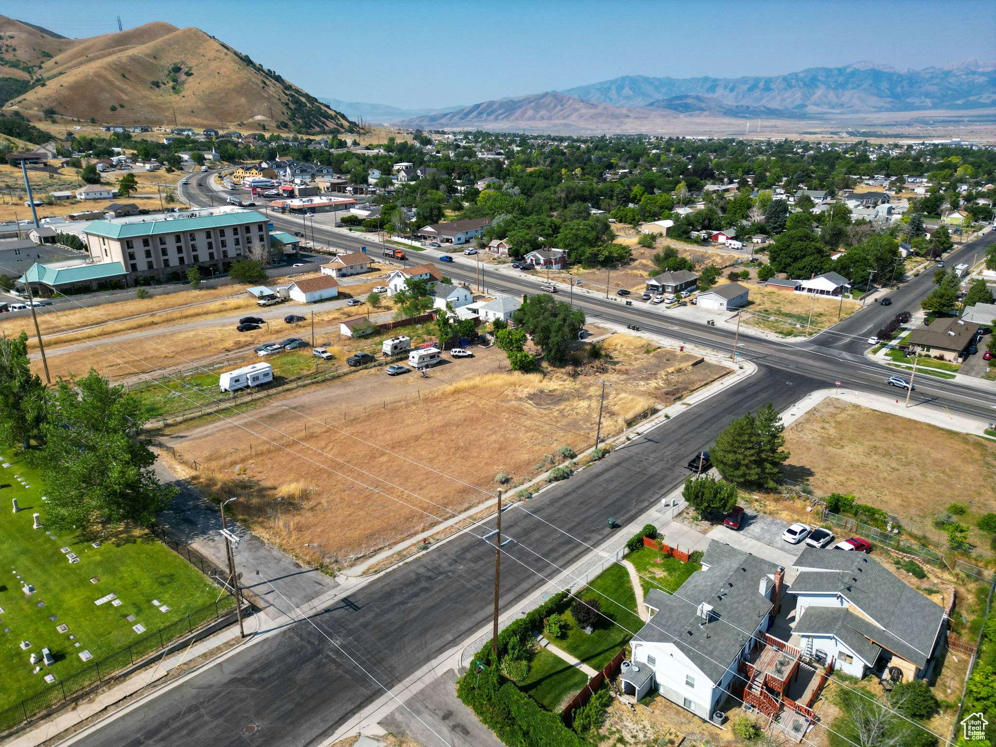 Tooele, UT 84074,407 S S MAIN ST