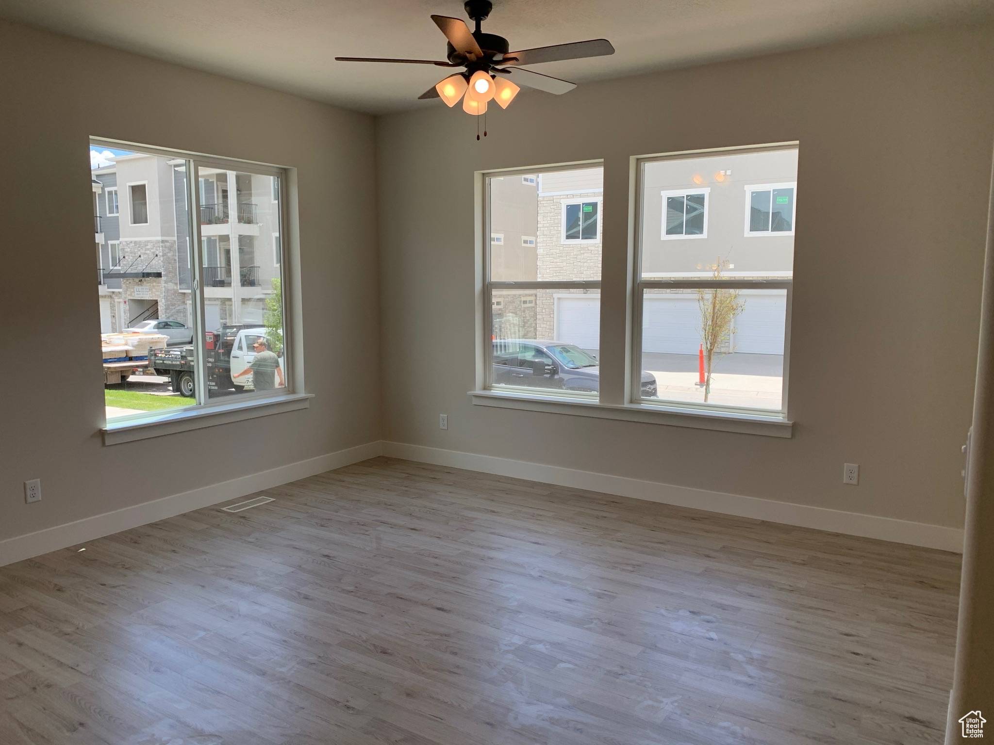Lehi, UT 84043,1538 N 3890 ST W
