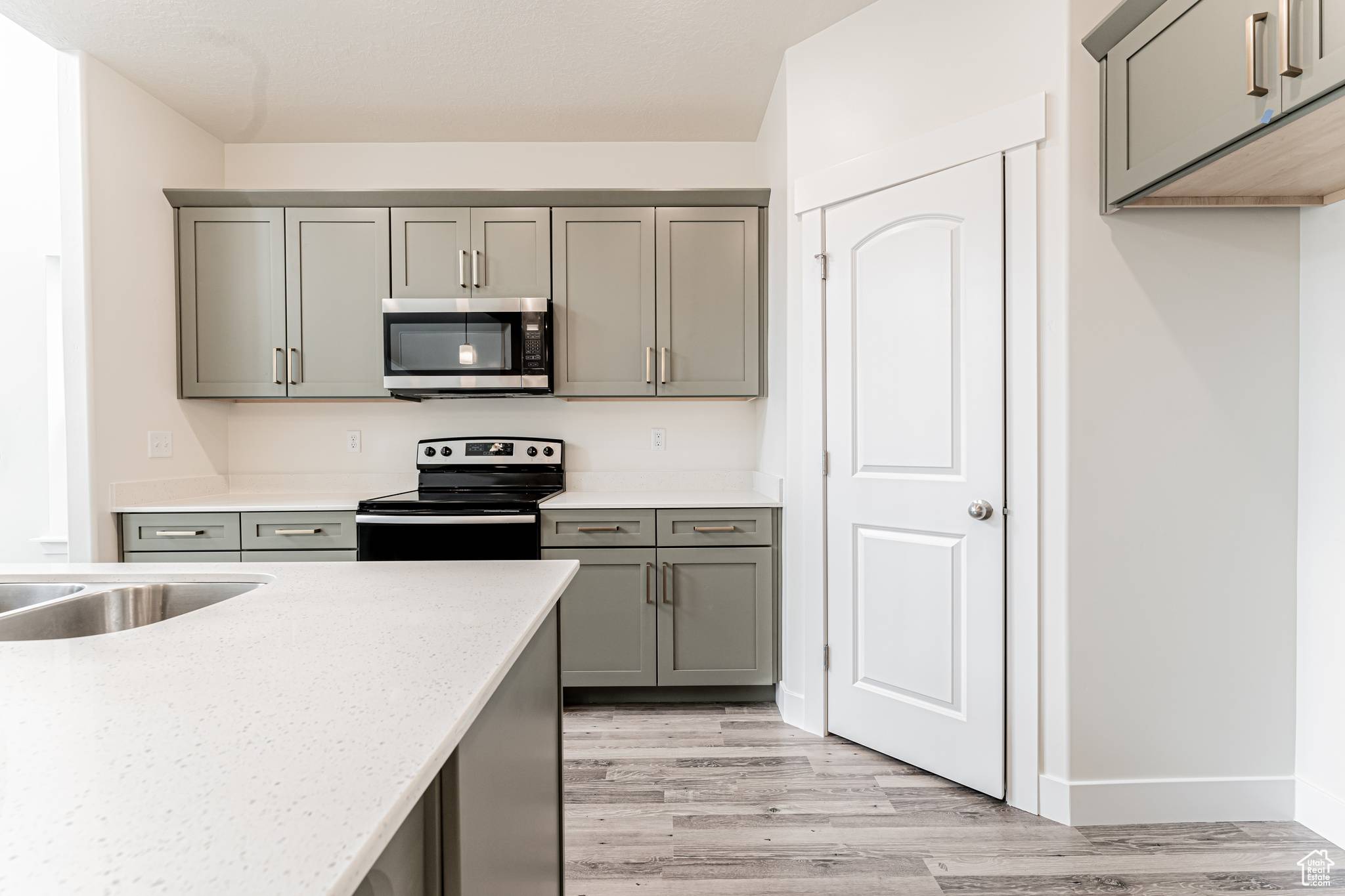 Saratoga Springs, UT 84045,918 N PORTMAN WAY #571