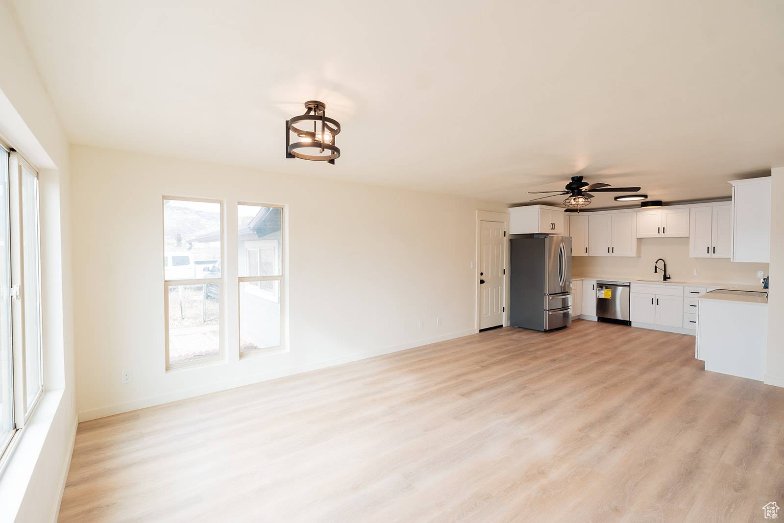 Sigurd, UT 84657,1898 N ROCKY FORD DR.