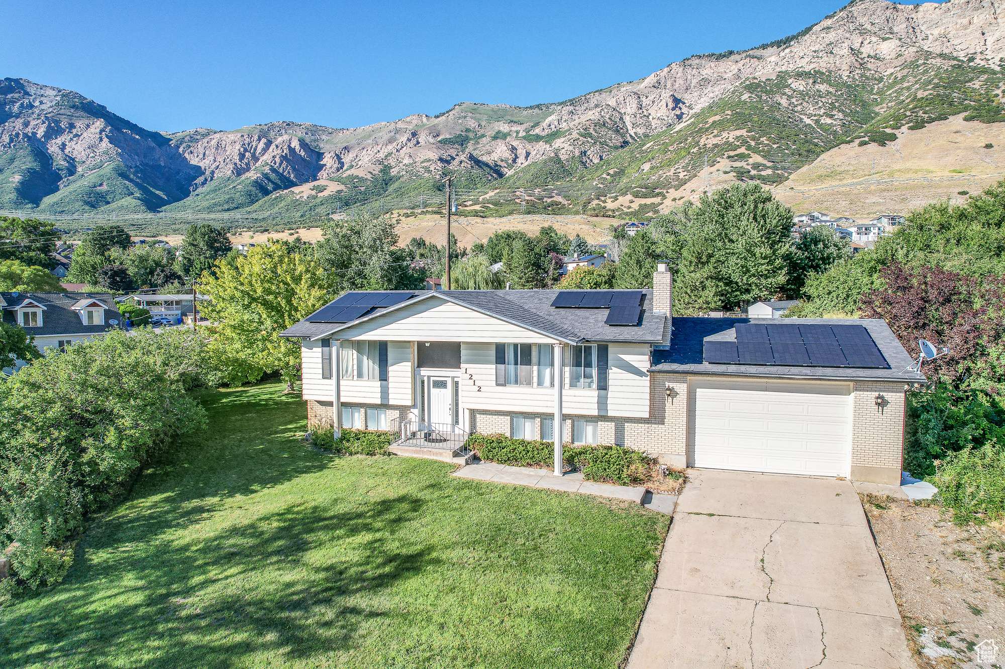 North Ogden, UT 84414,1212 E 3075 N