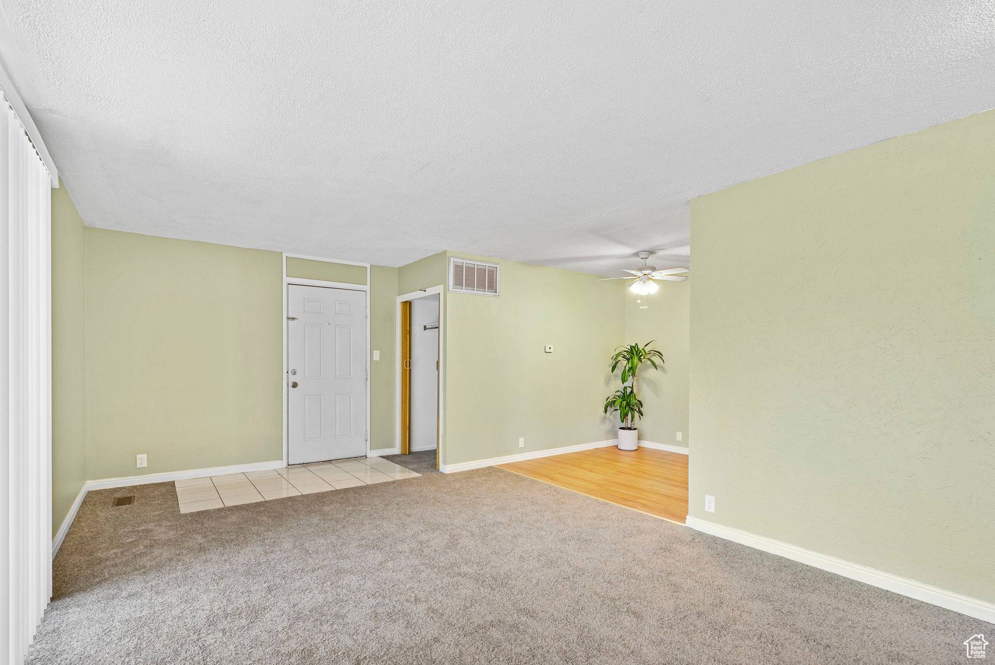 West Valley City, UT 84120,4409 S ROSEHAVEN CT #B