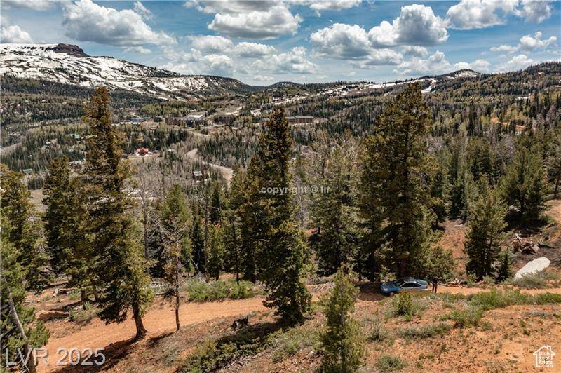 Brian Head, UT 84719,950 YANKEE LOOKOUT