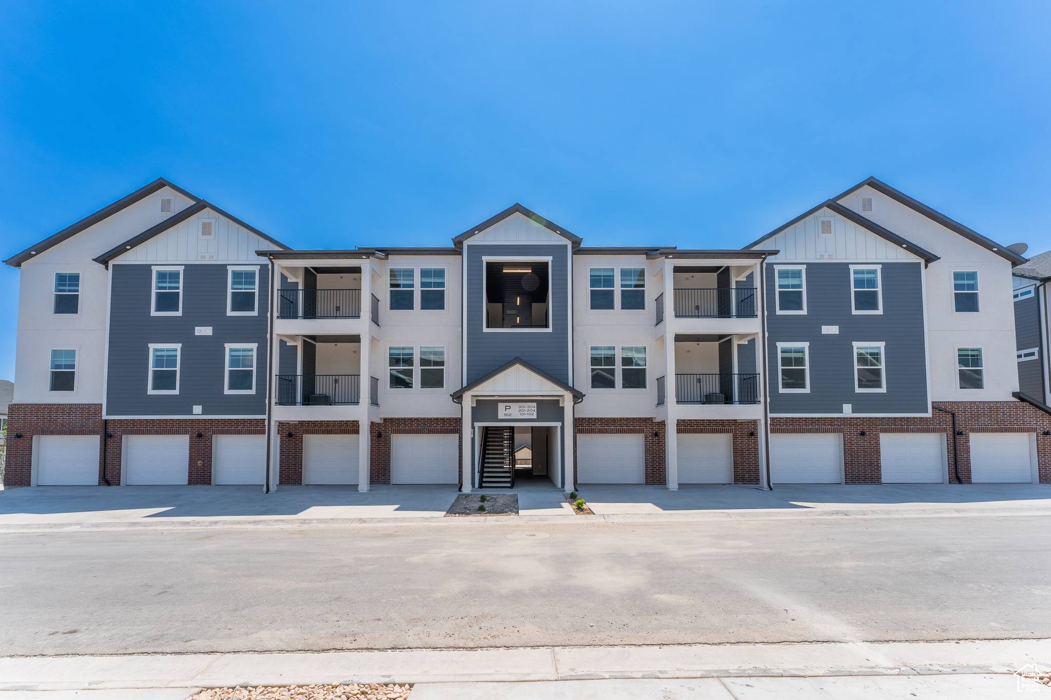 Saratoga Springs, UT 84045,912 N HEMSWORTH WAY #P202