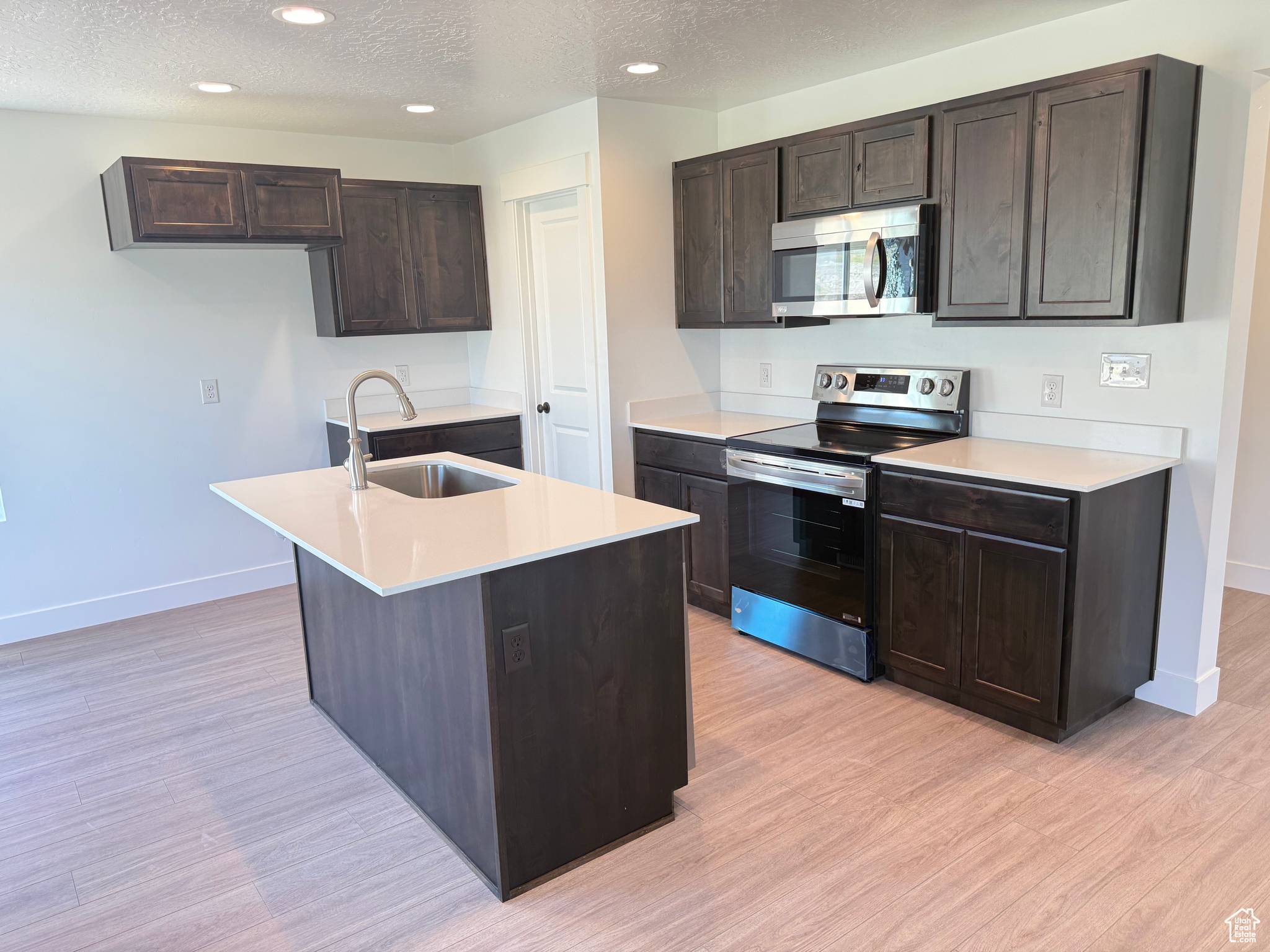 Santaquin, UT 84655,1949 S FREESTONE BLVD #417