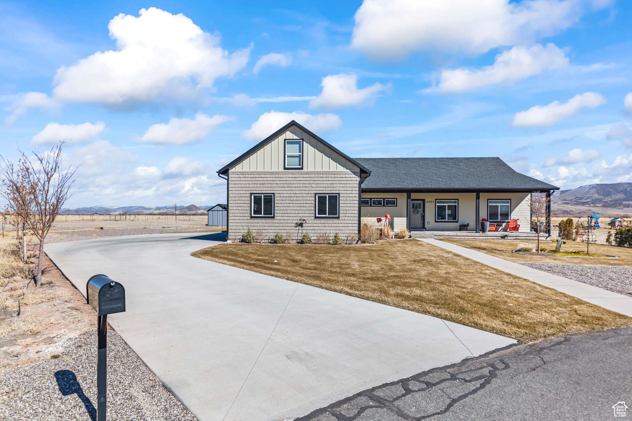 Richfield, UT 84701,2201 S 380 W