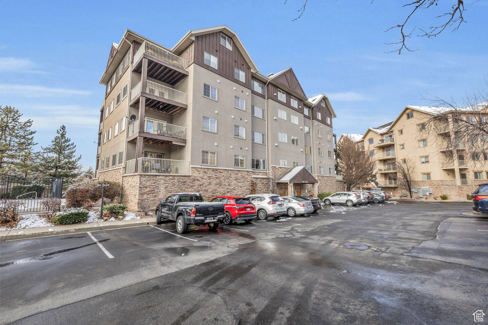 Salt Lake City, UT 84117,4988 S TIMBER WAY E #310