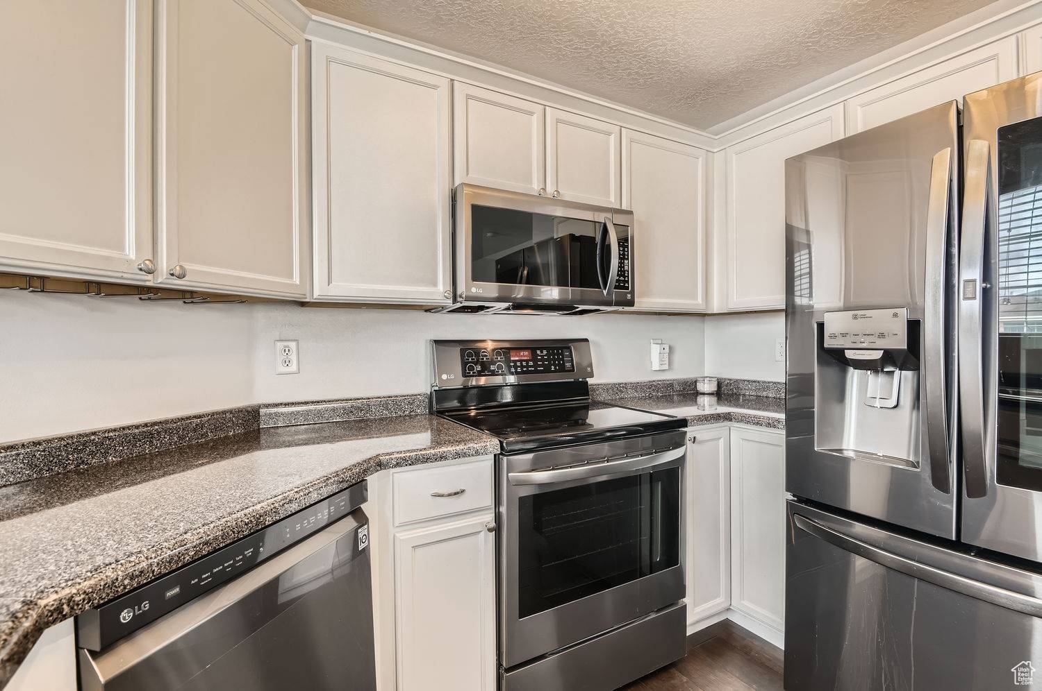 Draper, UT 84020,196 E SPENCER PEAK WAY E #D6
