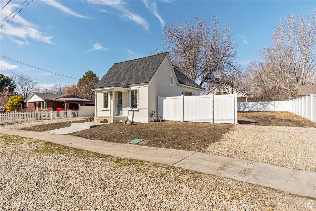 Pleasant Grove, UT 84062,371 E 100 S